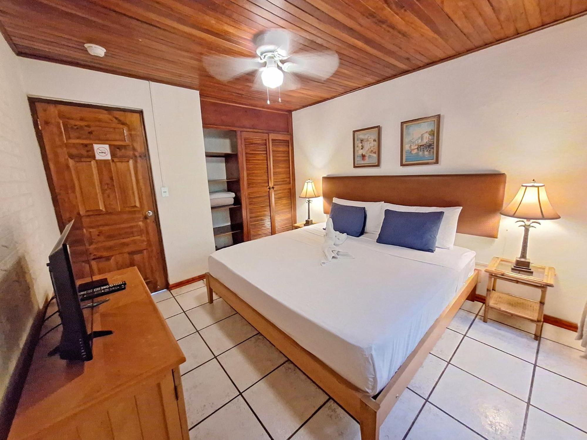 Hotel Colours Oasis Adult Only 3*