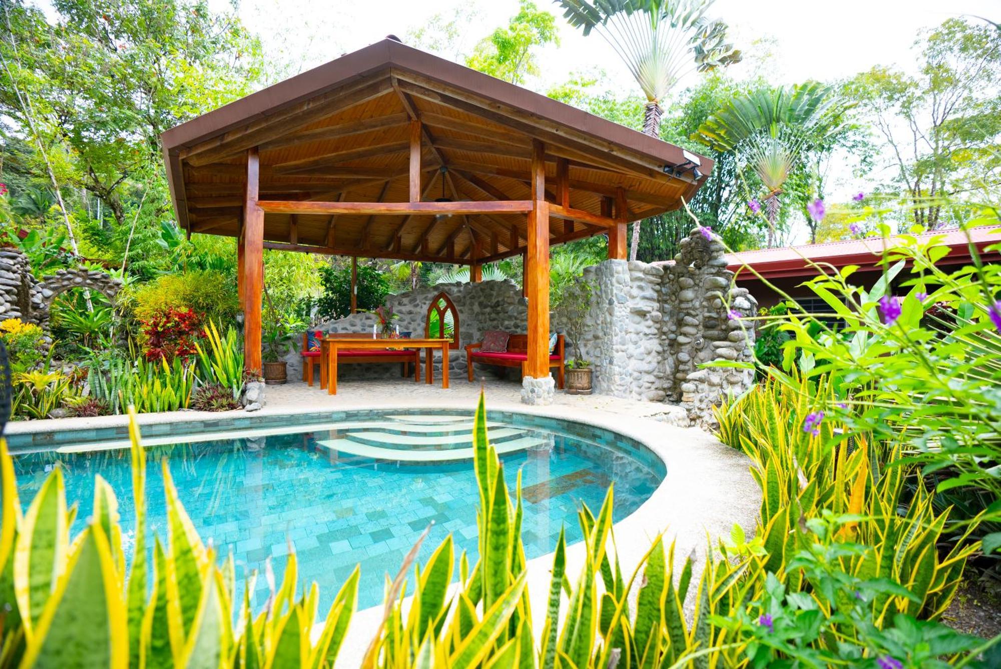 Tortuga Premium Riverfront Jungle With Jacuzzi And Pool Uvita