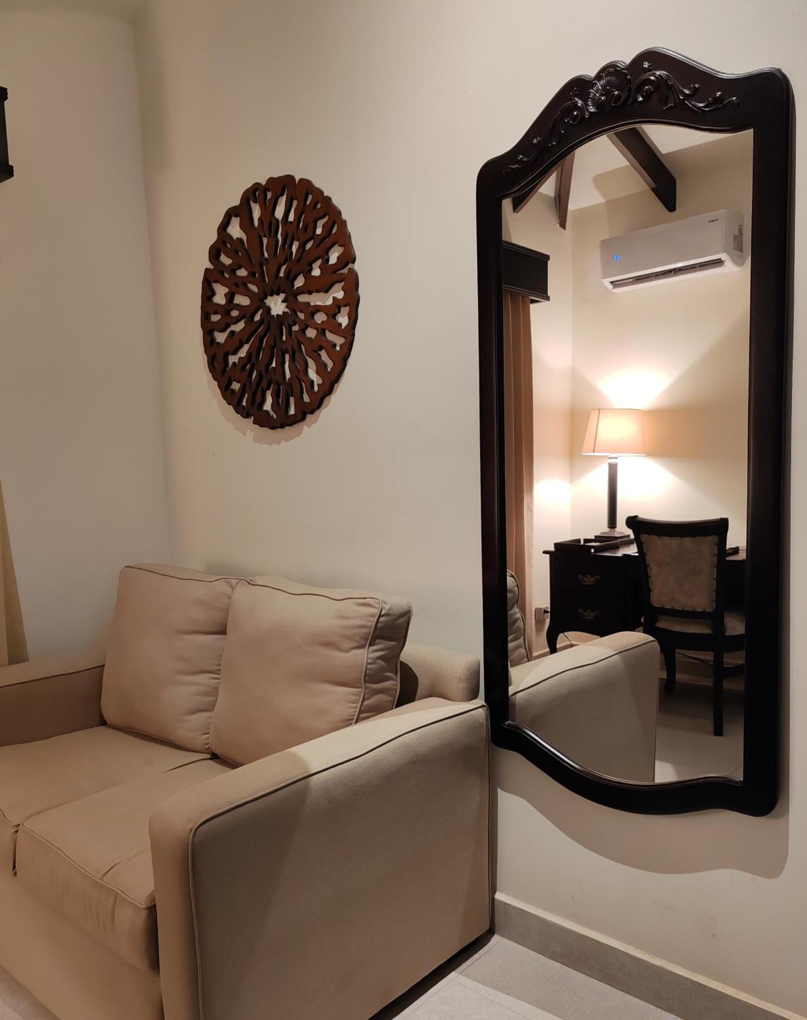 Hotel Marenaz Oceanfront