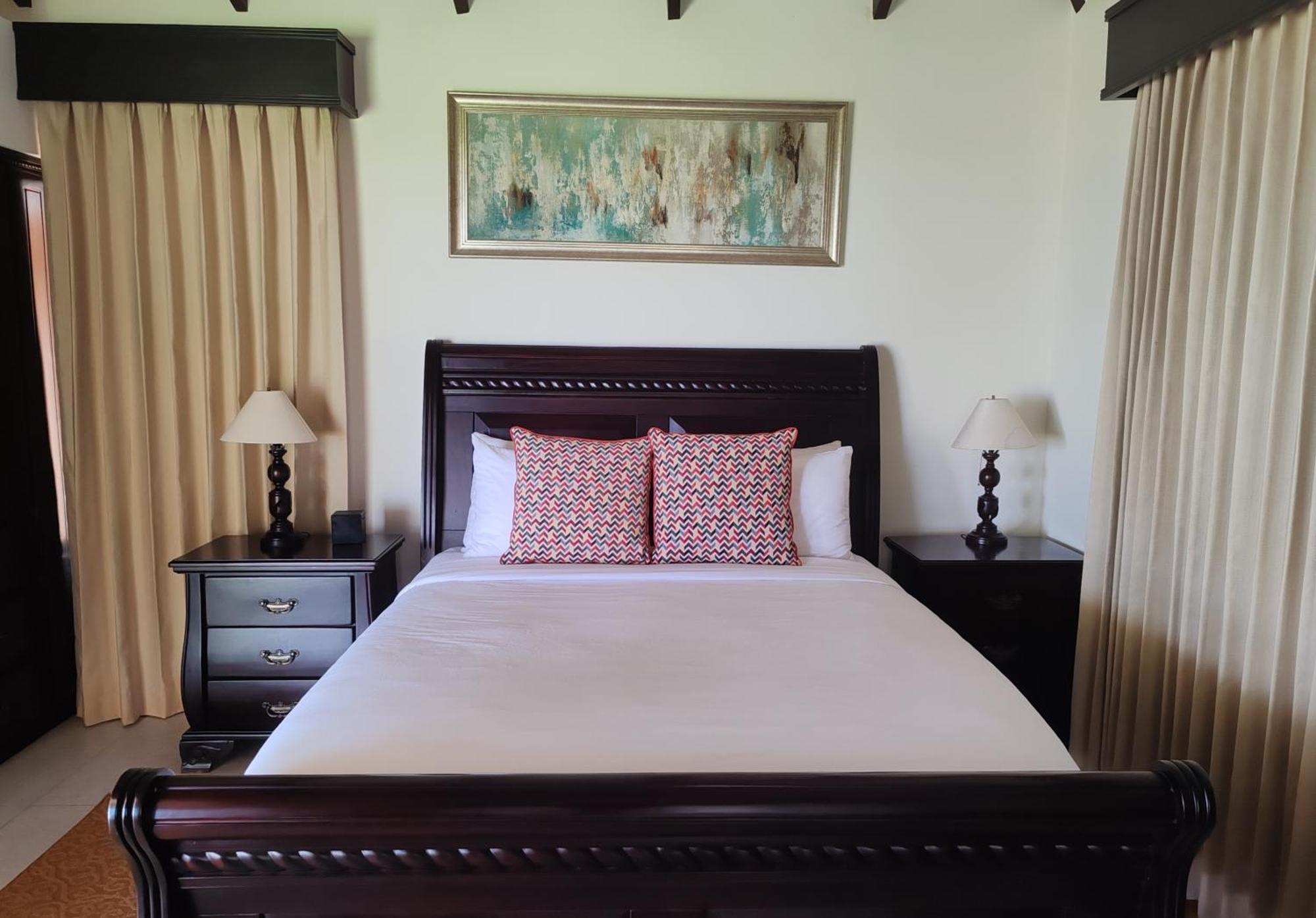 Marenaz Oceanfront Hotel Esterillos Este