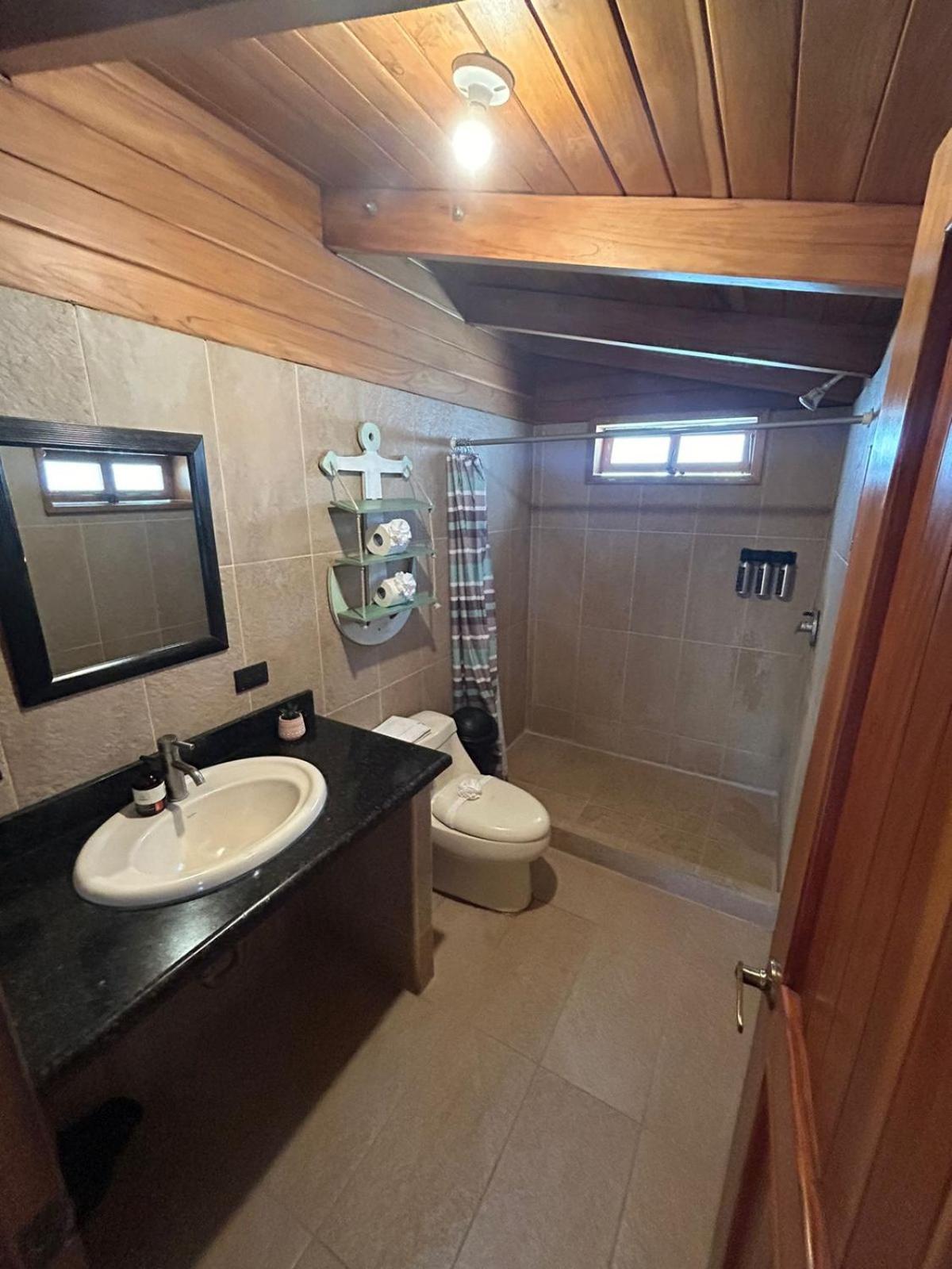 Hostel Casa Aura: Beachfront Premium *