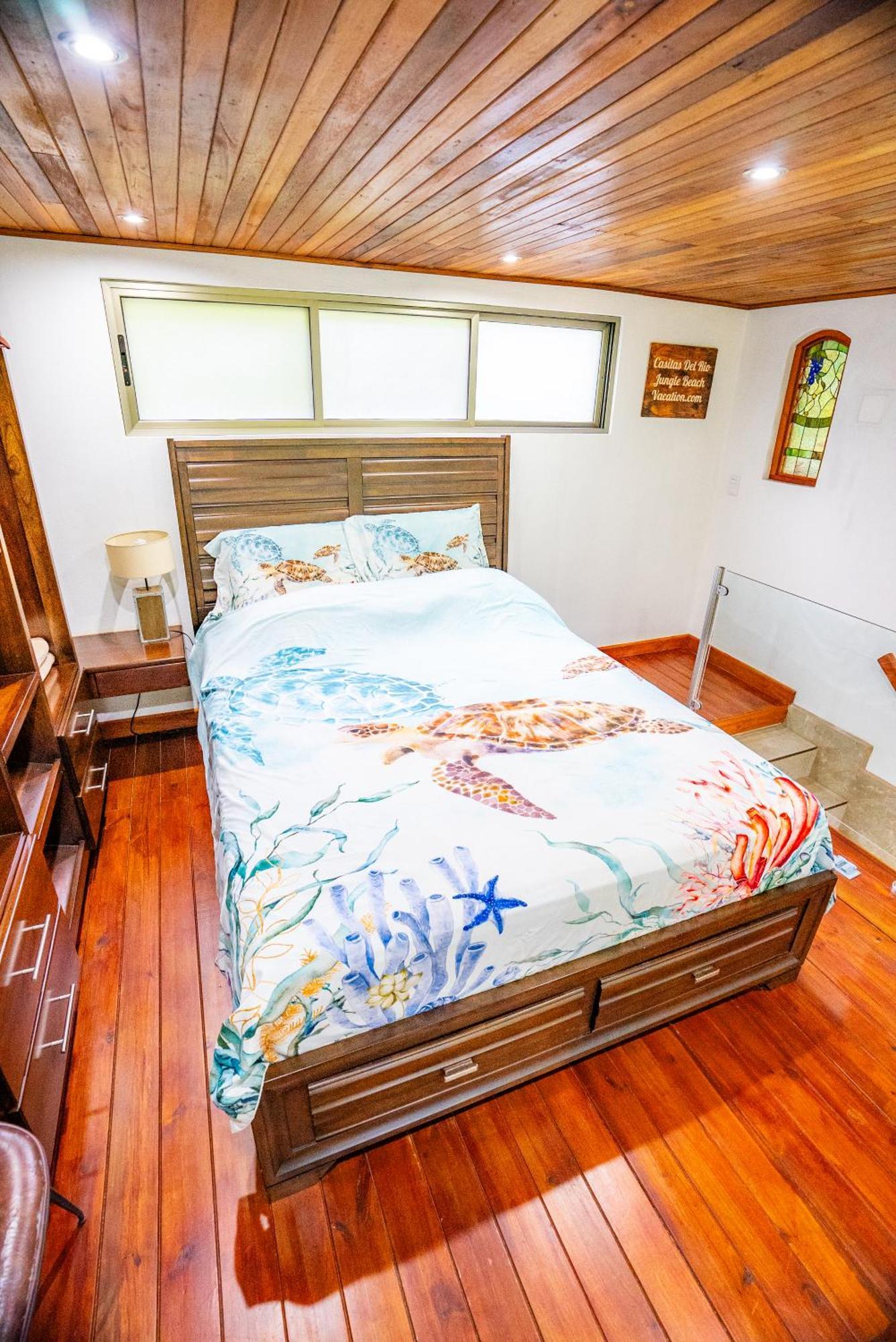 Tortuga Premium Riverfront Jungle With Jacuzzi And Pool Villa Uvita