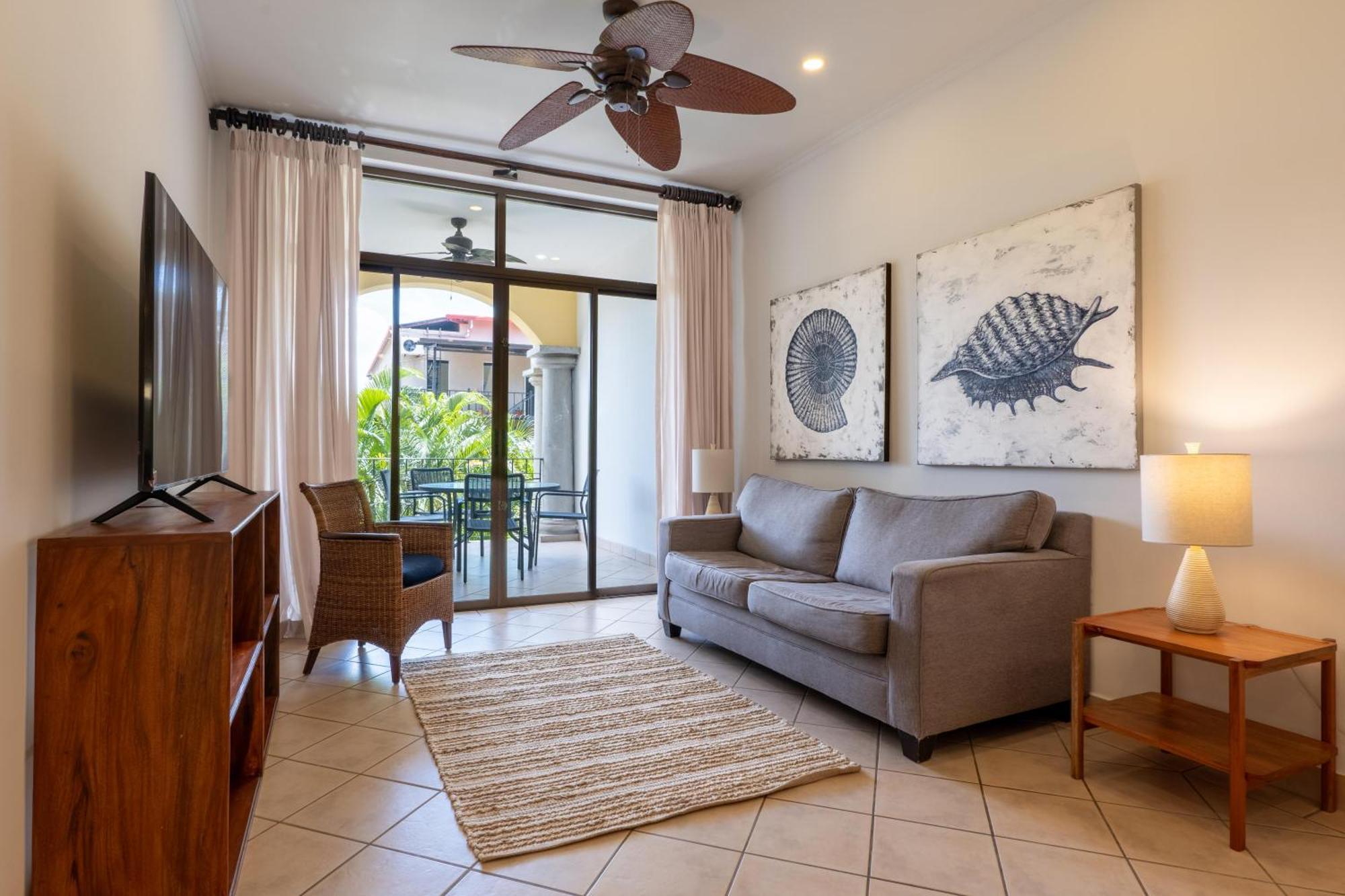 Apartment Sunrise 42 - 2 Bedroom Ocean View *