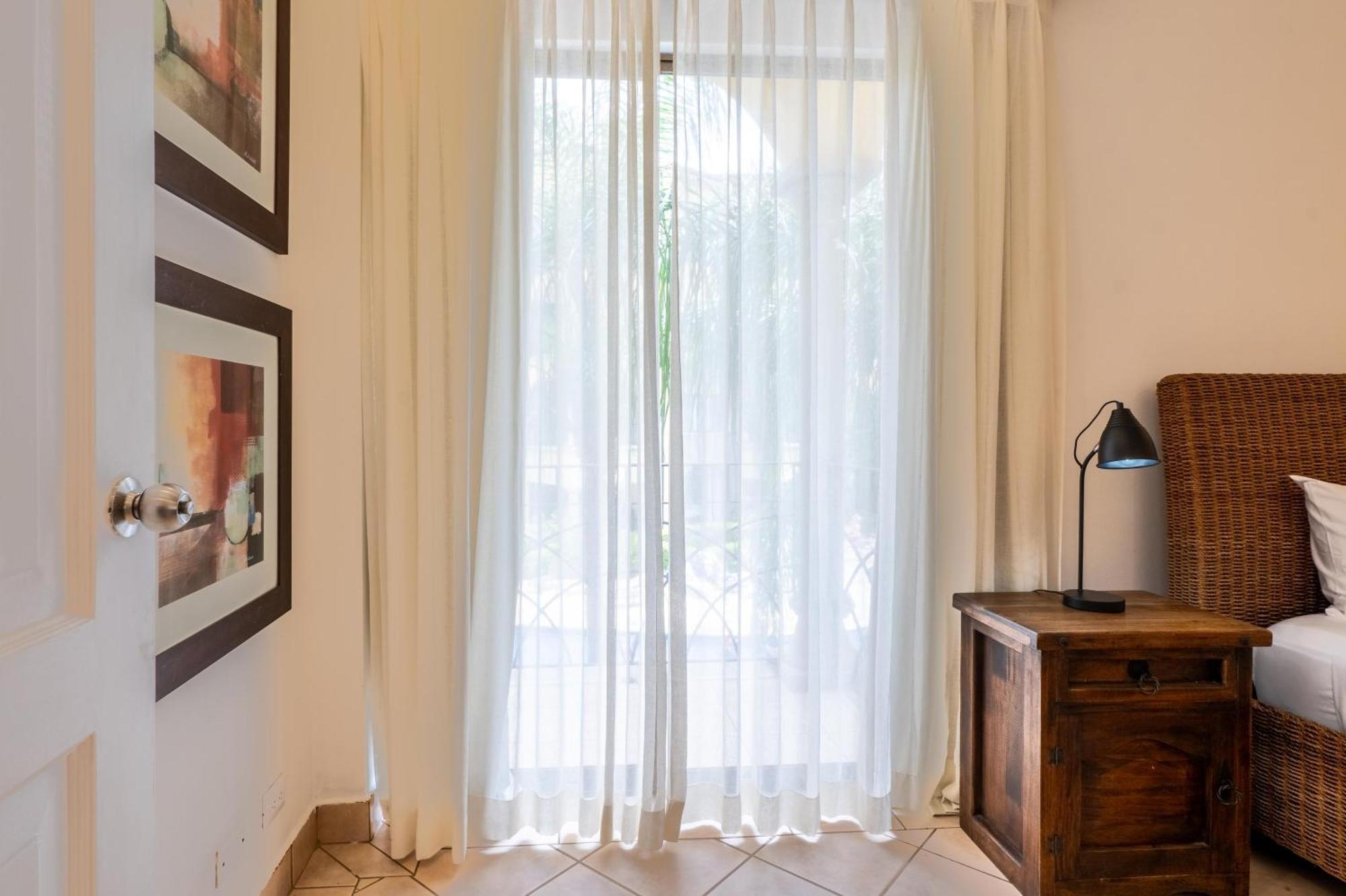 Sunrise 42 - 2 Bedroom Ocean View Apartment