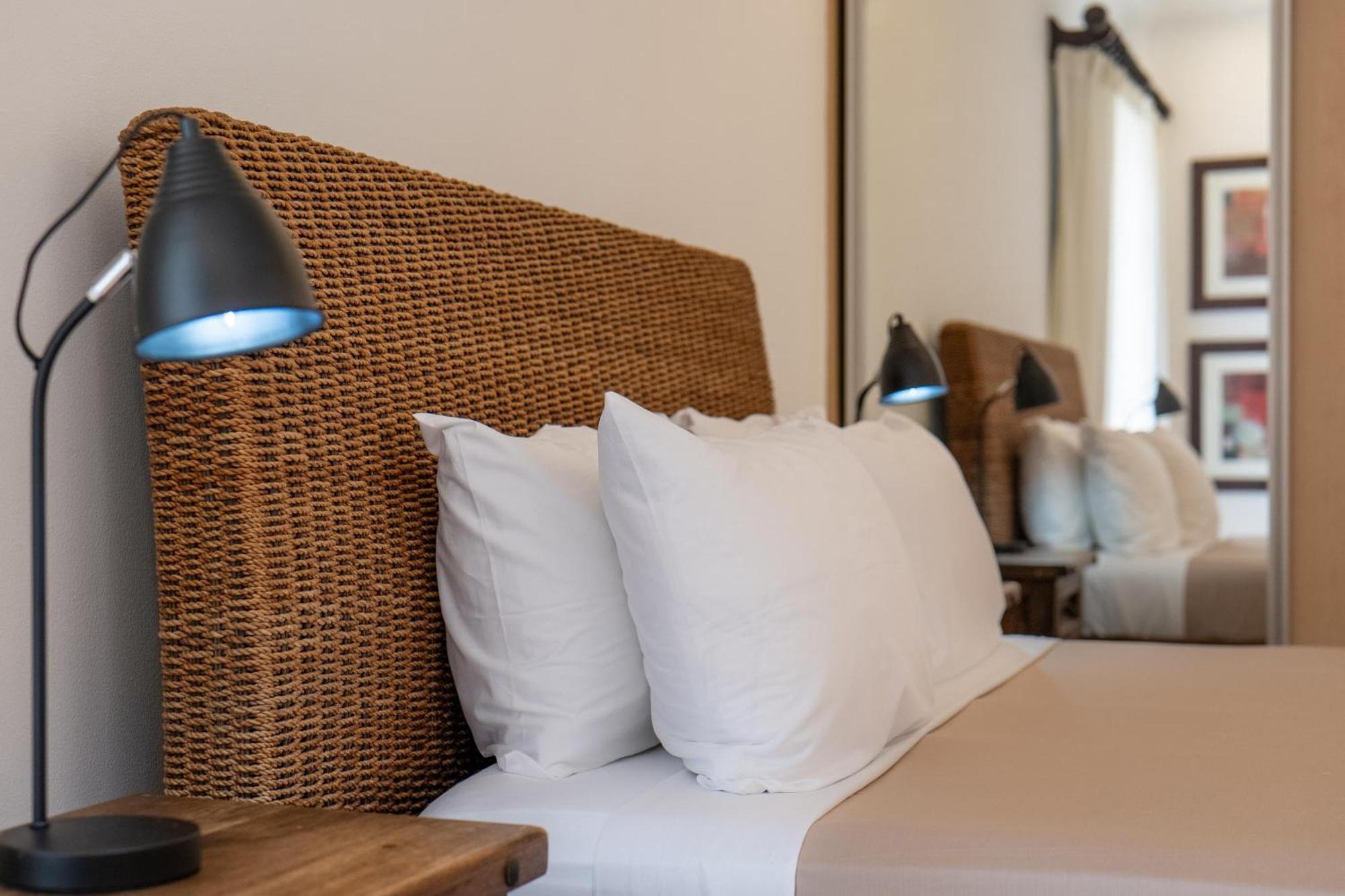 Sunrise 42 - 2 Bedroom Ocean View Apartment Tamarindo
