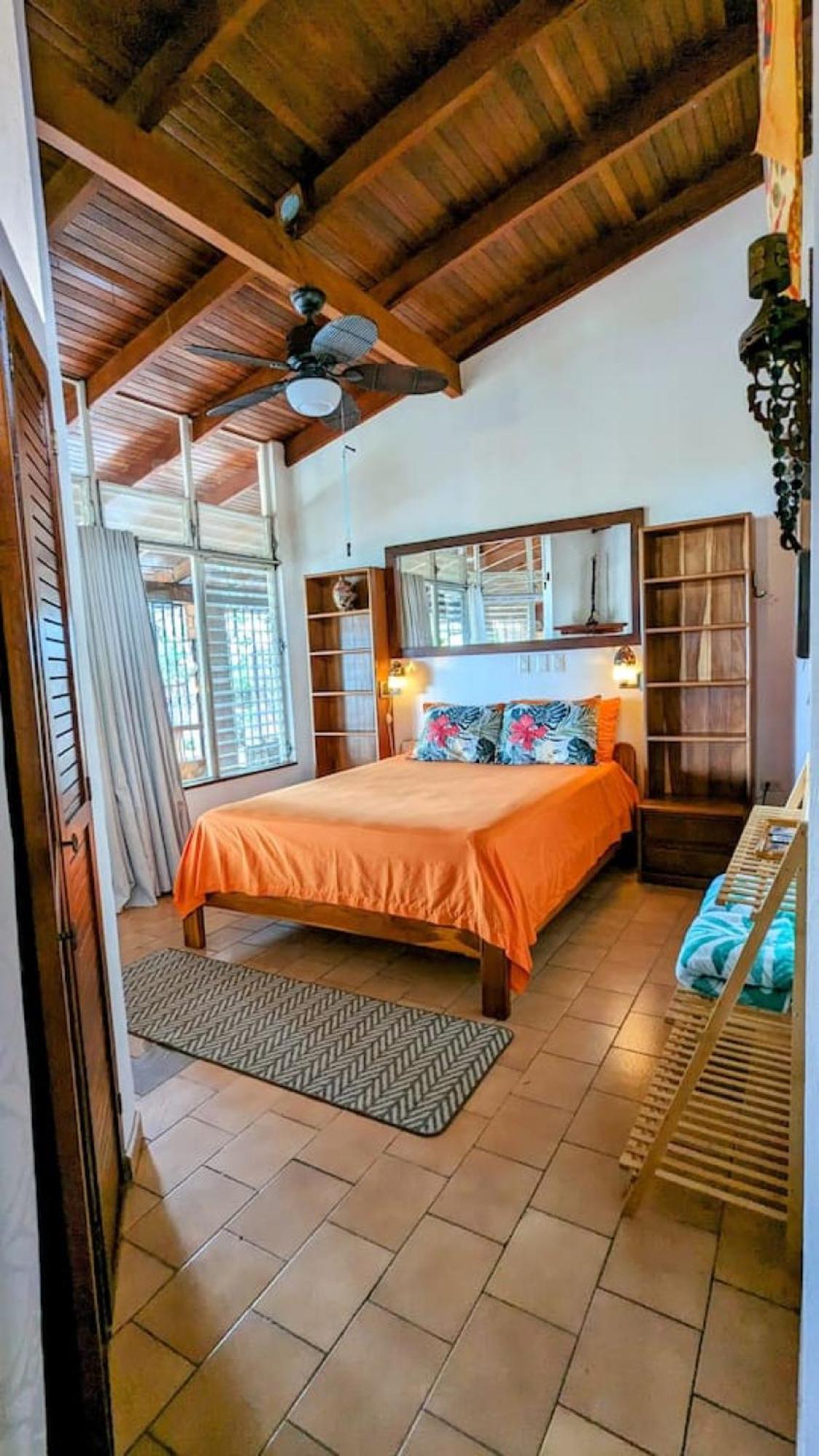 Tico Tiki Vacation Villa, 3 Bedroom * Samara