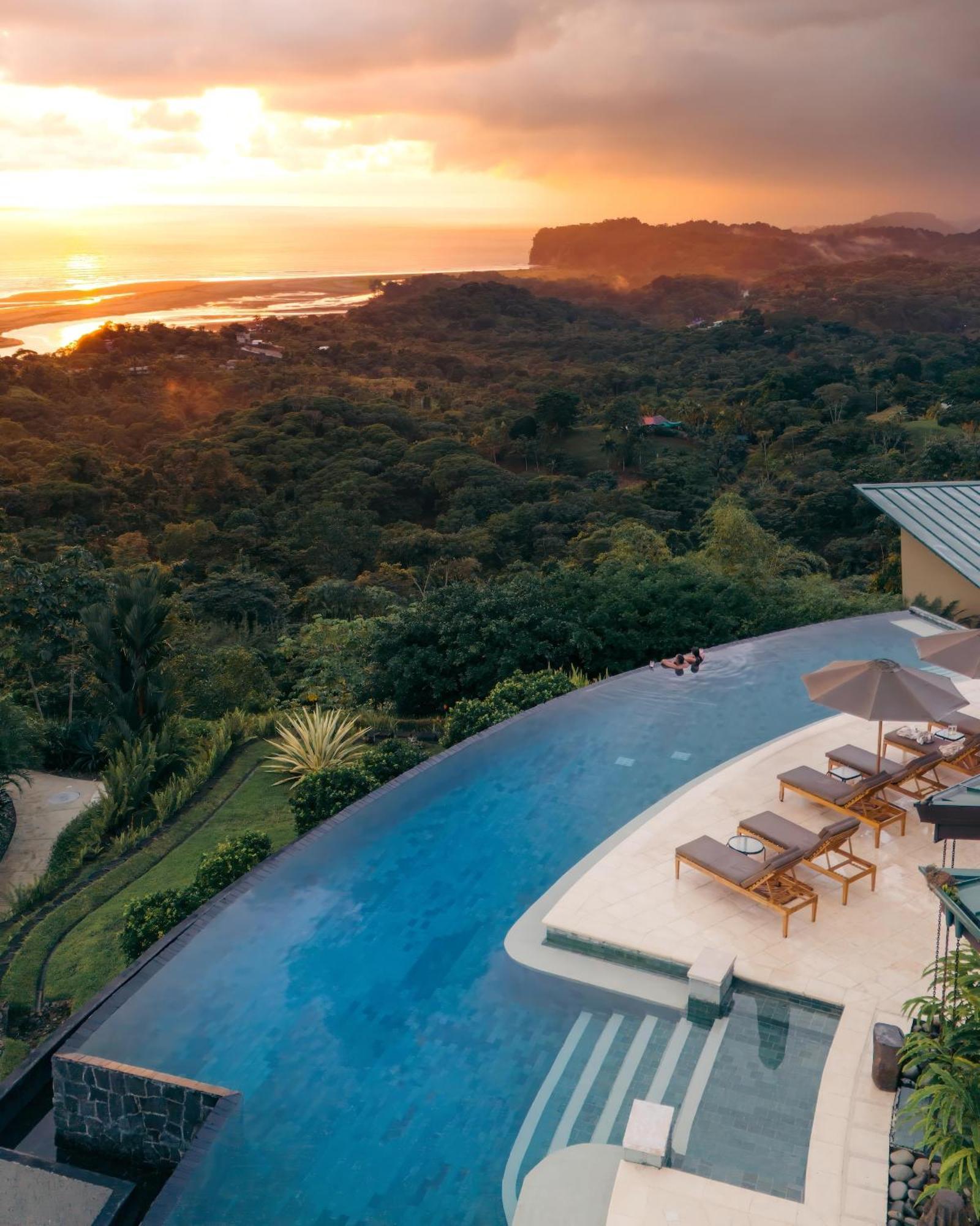 Three Sixty - Adults Only Hotel