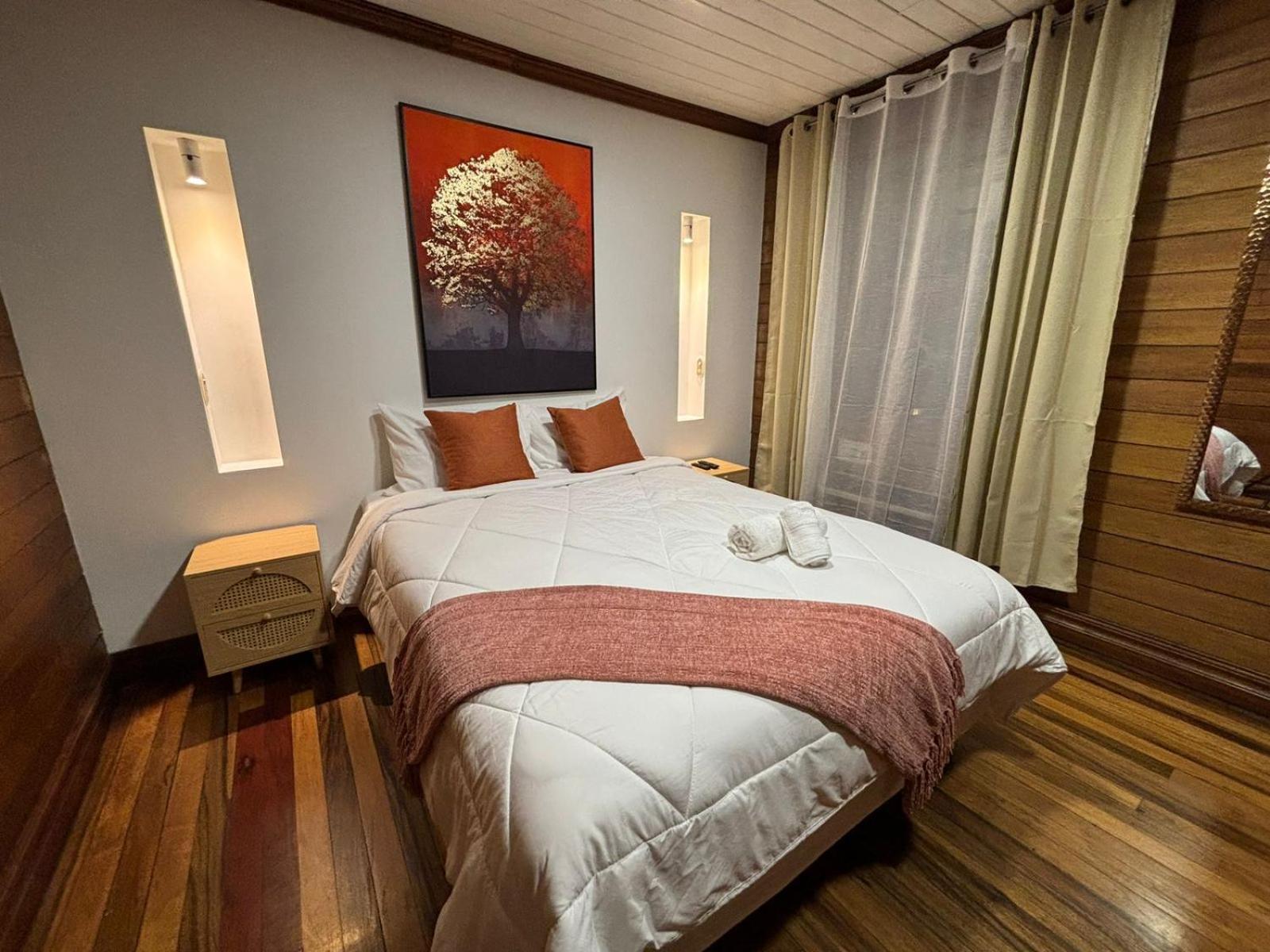 The Victorian Hotel 3*