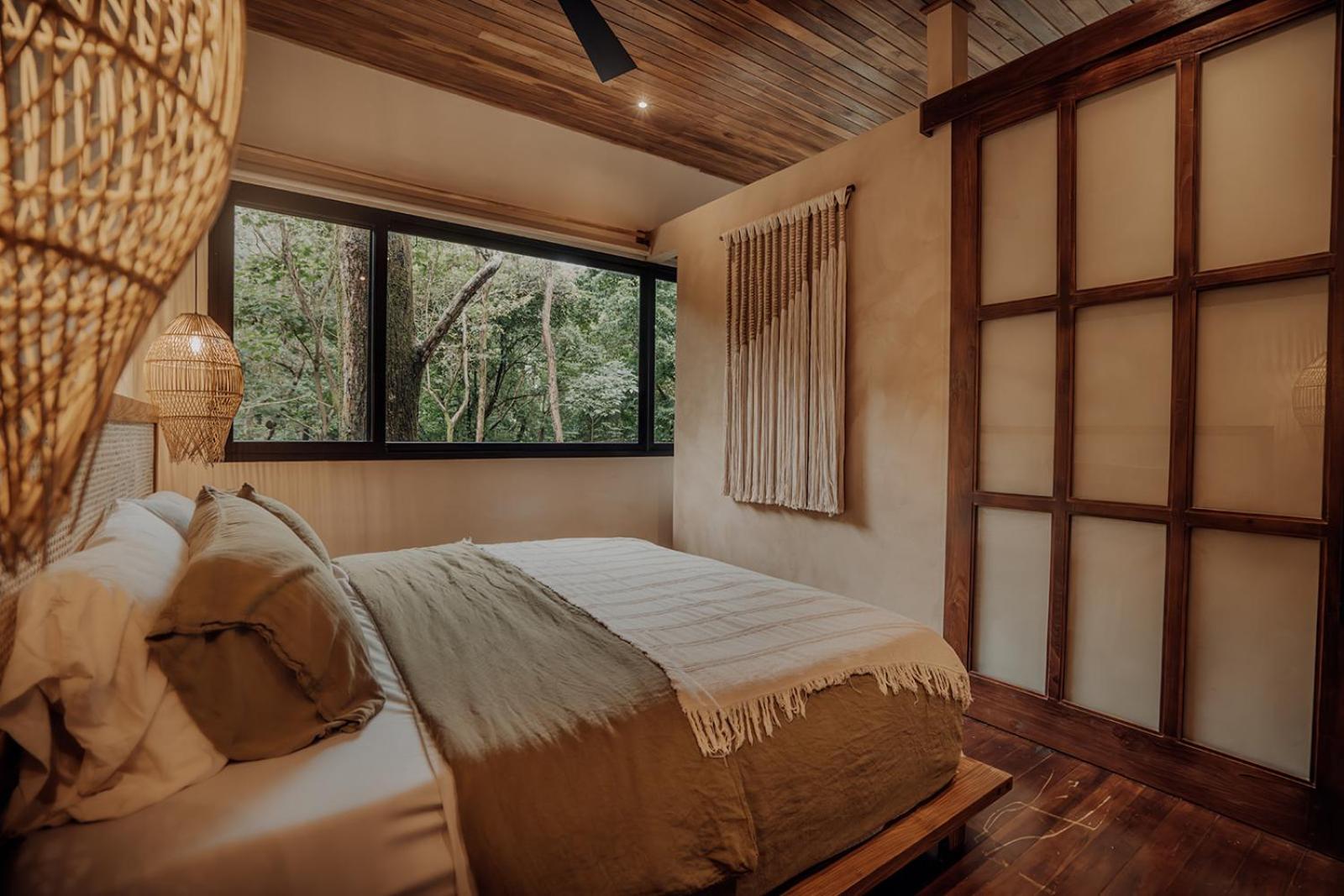 Re Center Guest house *