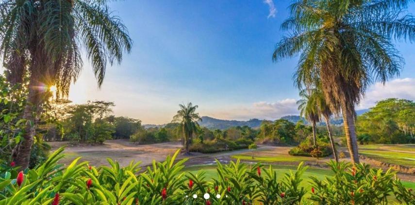Tortuga Premium Riverfront Jungle With Jacuzzi And Pool Villa