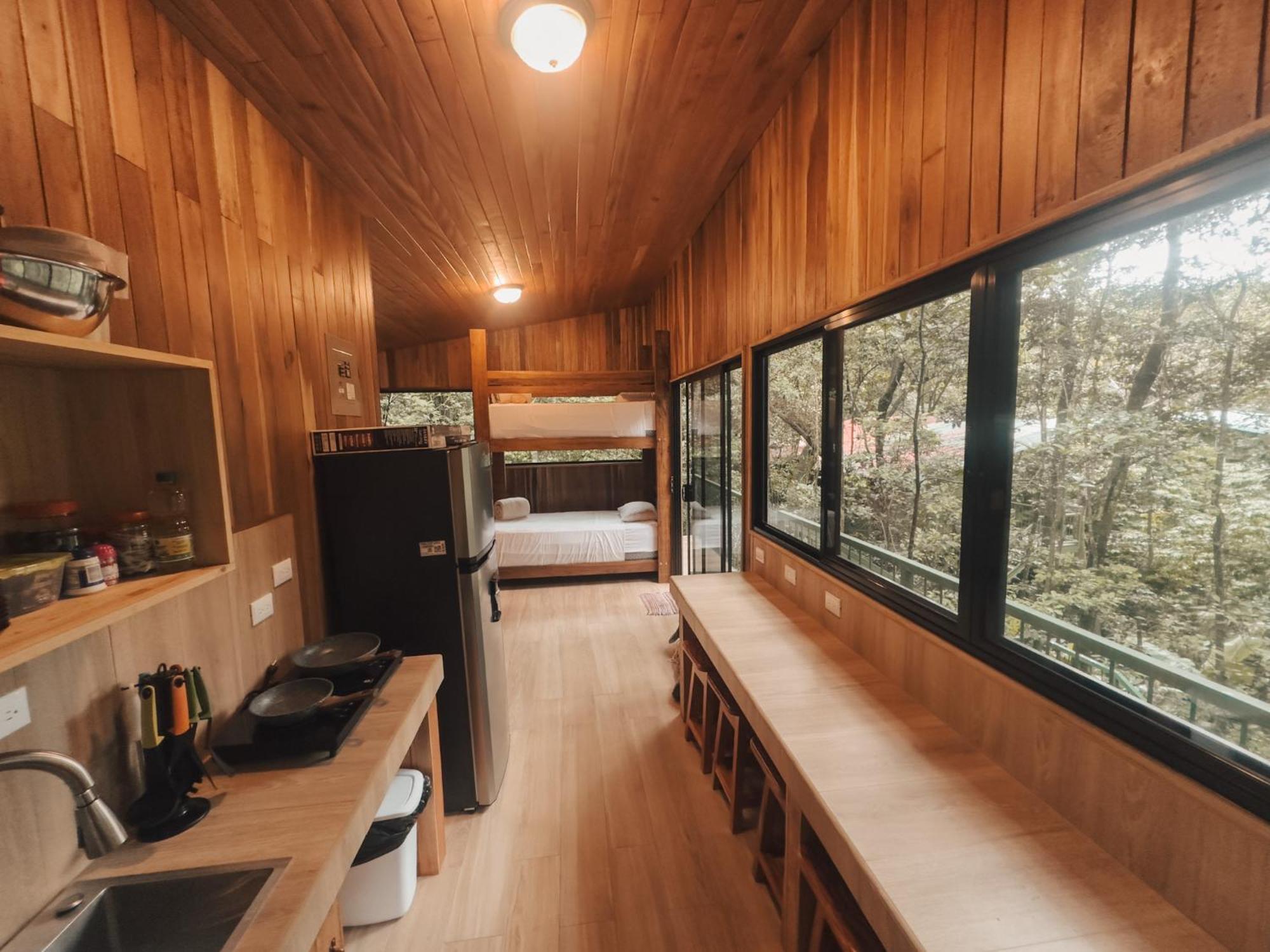 Tree House Bosque Nuboso Campsite *