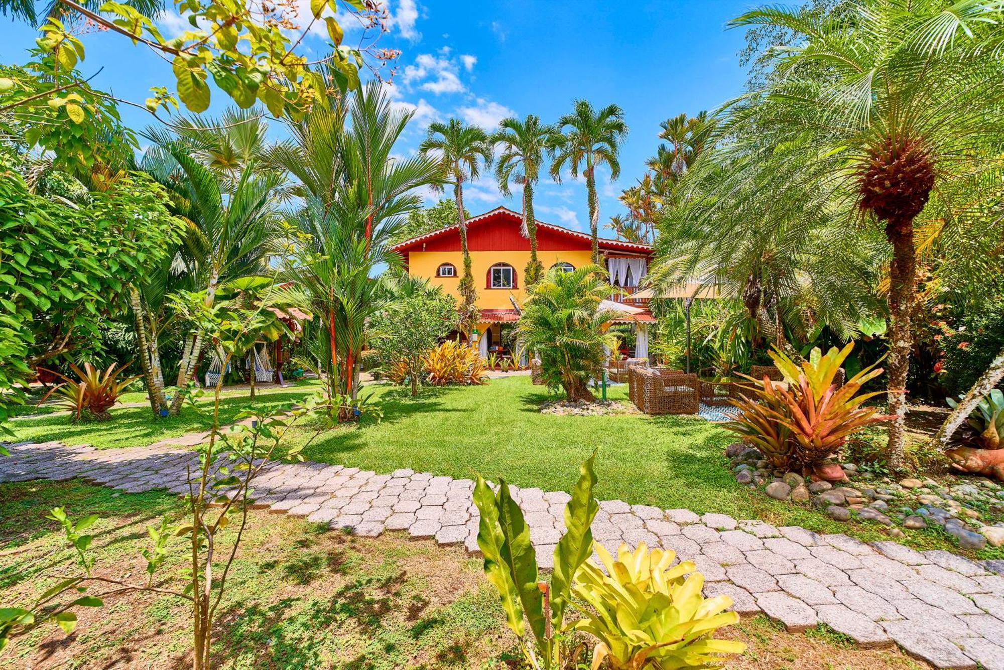 El Encanto Bed & Breakfast