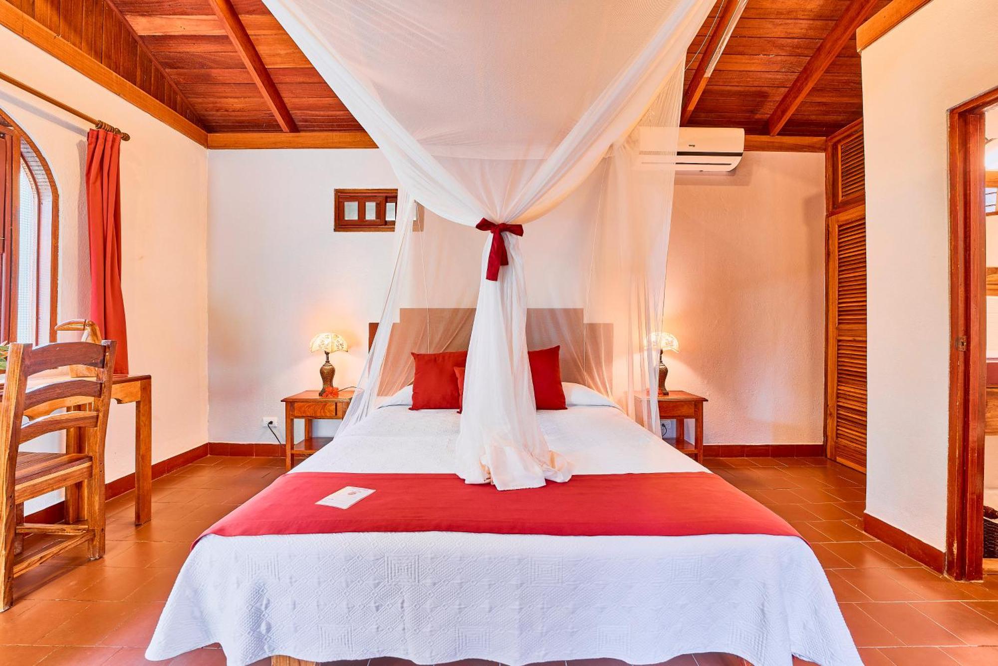 Bed & Breakfast El Encanto Cahuita