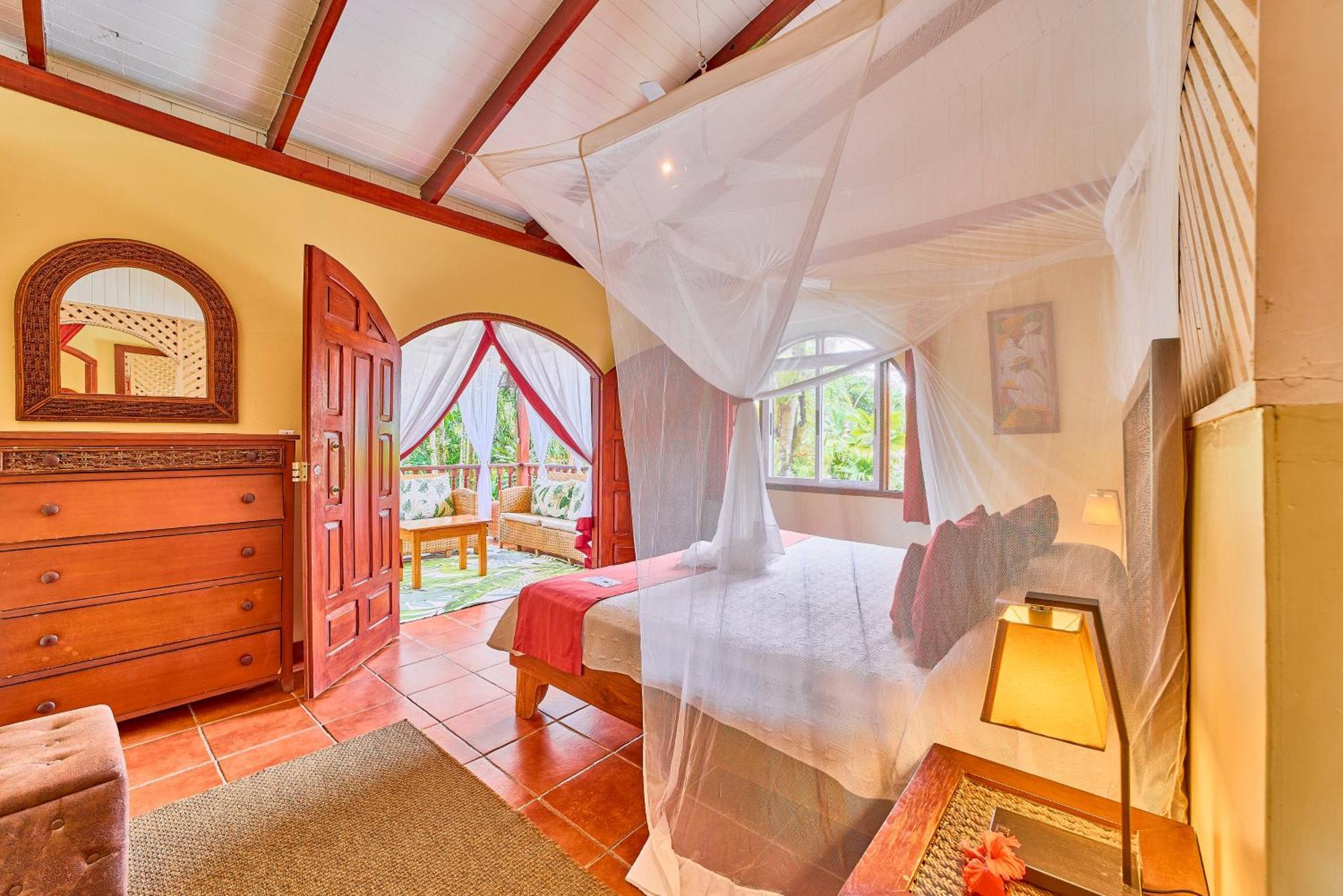 Bed & Breakfast El Encanto 2*