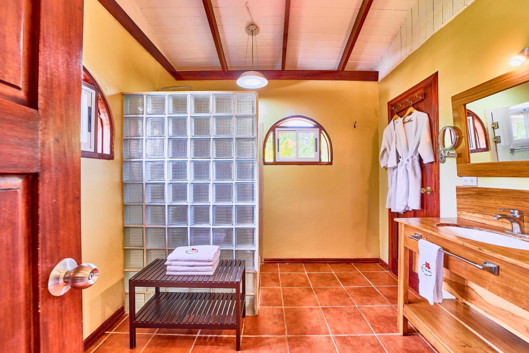 Bed & Breakfast El Encanto Cahuita