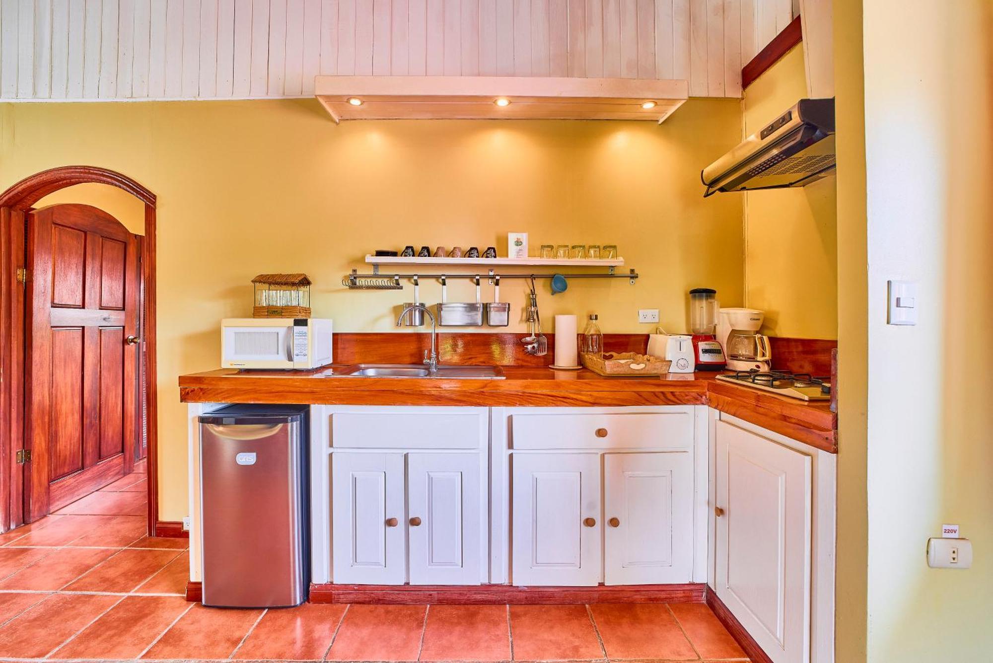 El Encanto Bed & Breakfast 2*