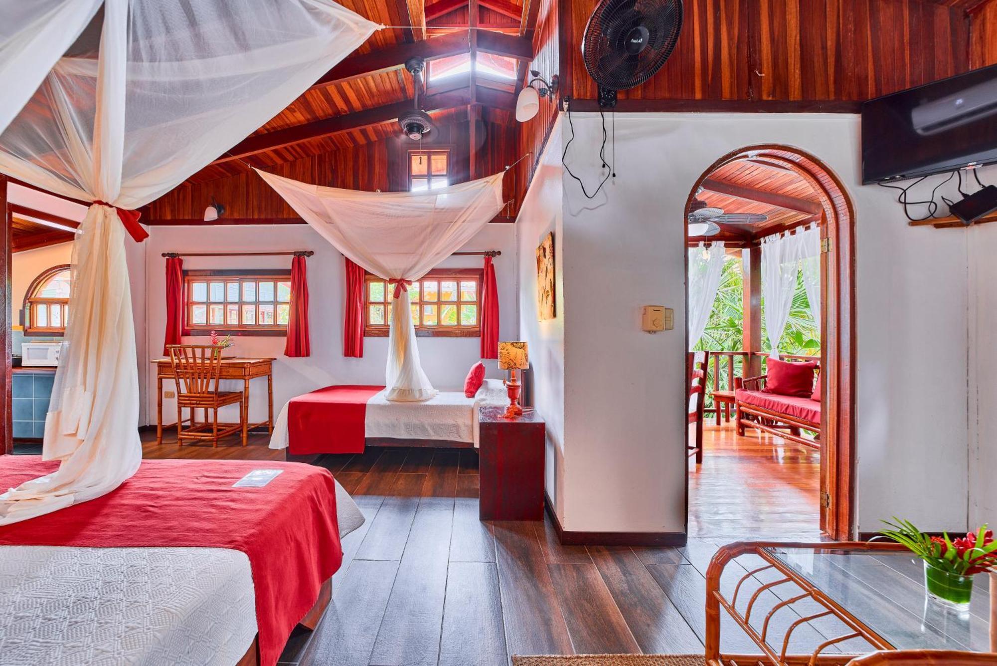 El Encanto Cahuita