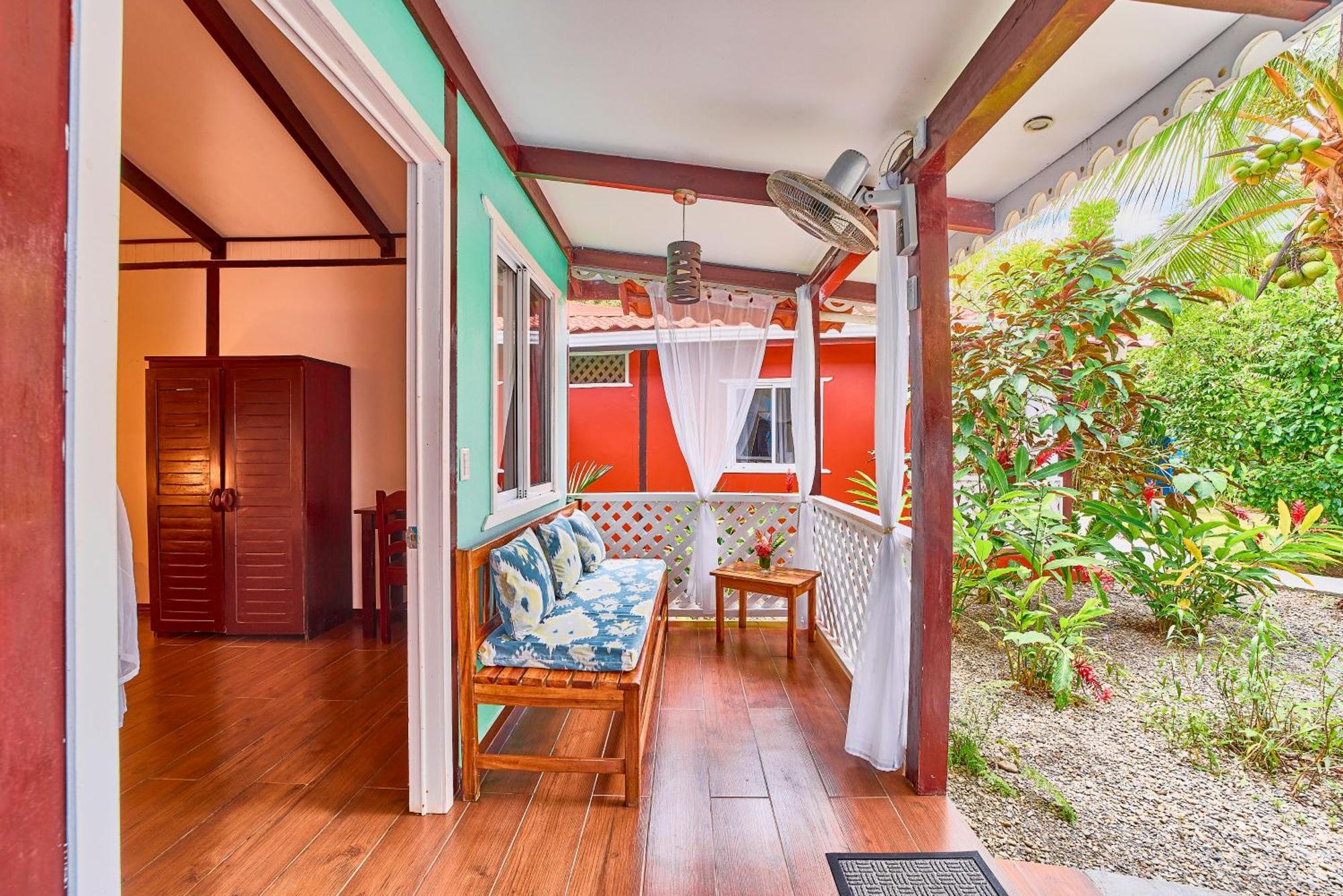 El Encanto Bed & Breakfast