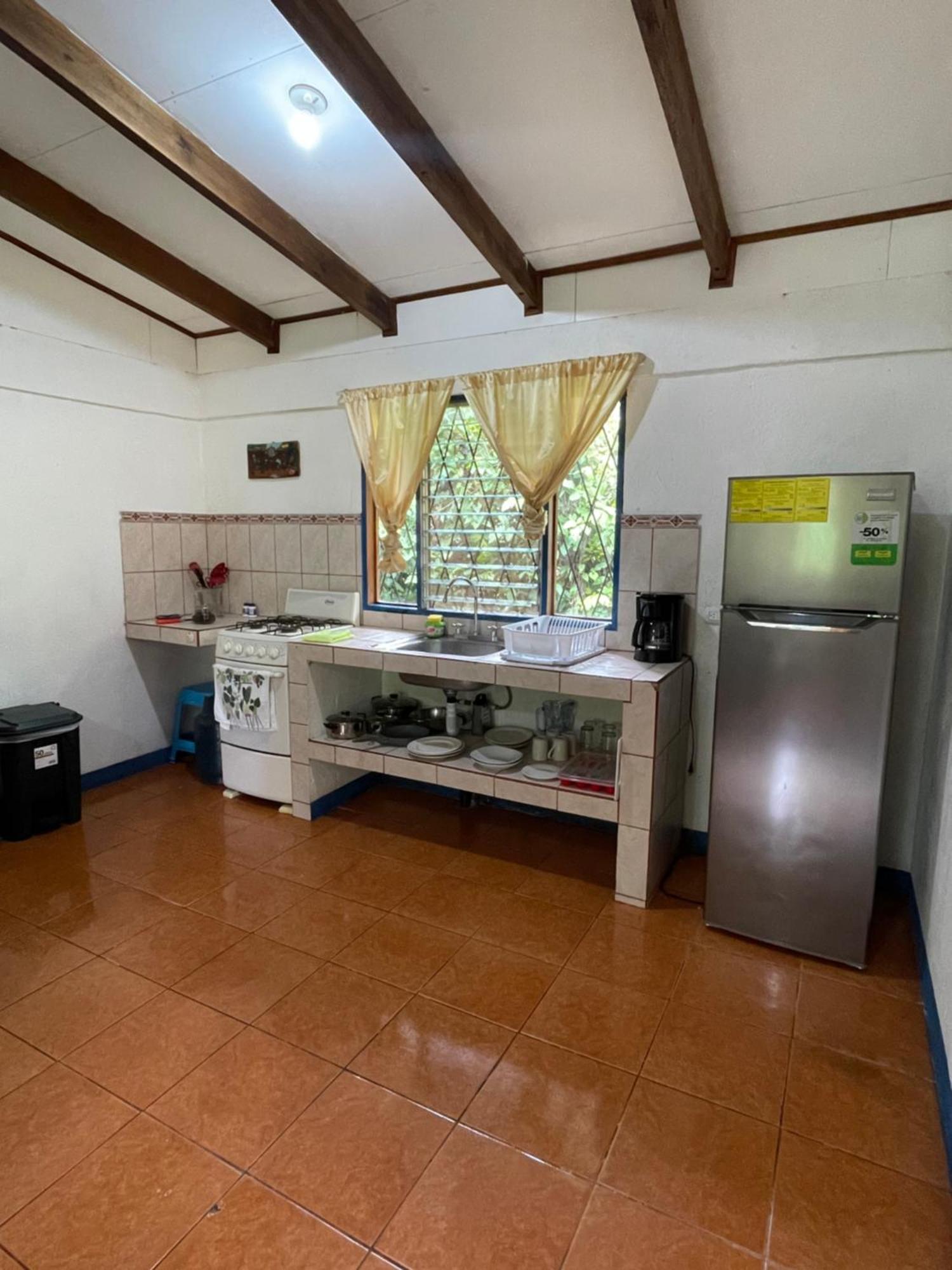 Cabinas Caribe Luna Lodge *