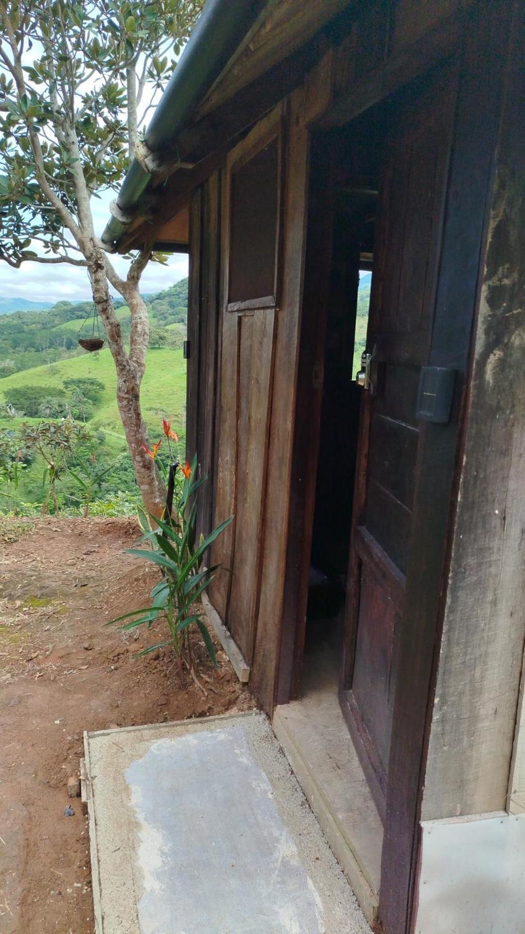 Eco-retreat: Cloud Forest Organic Farm * Puntarenas