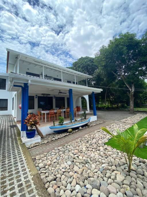 Tivives Kikala Holiday home *