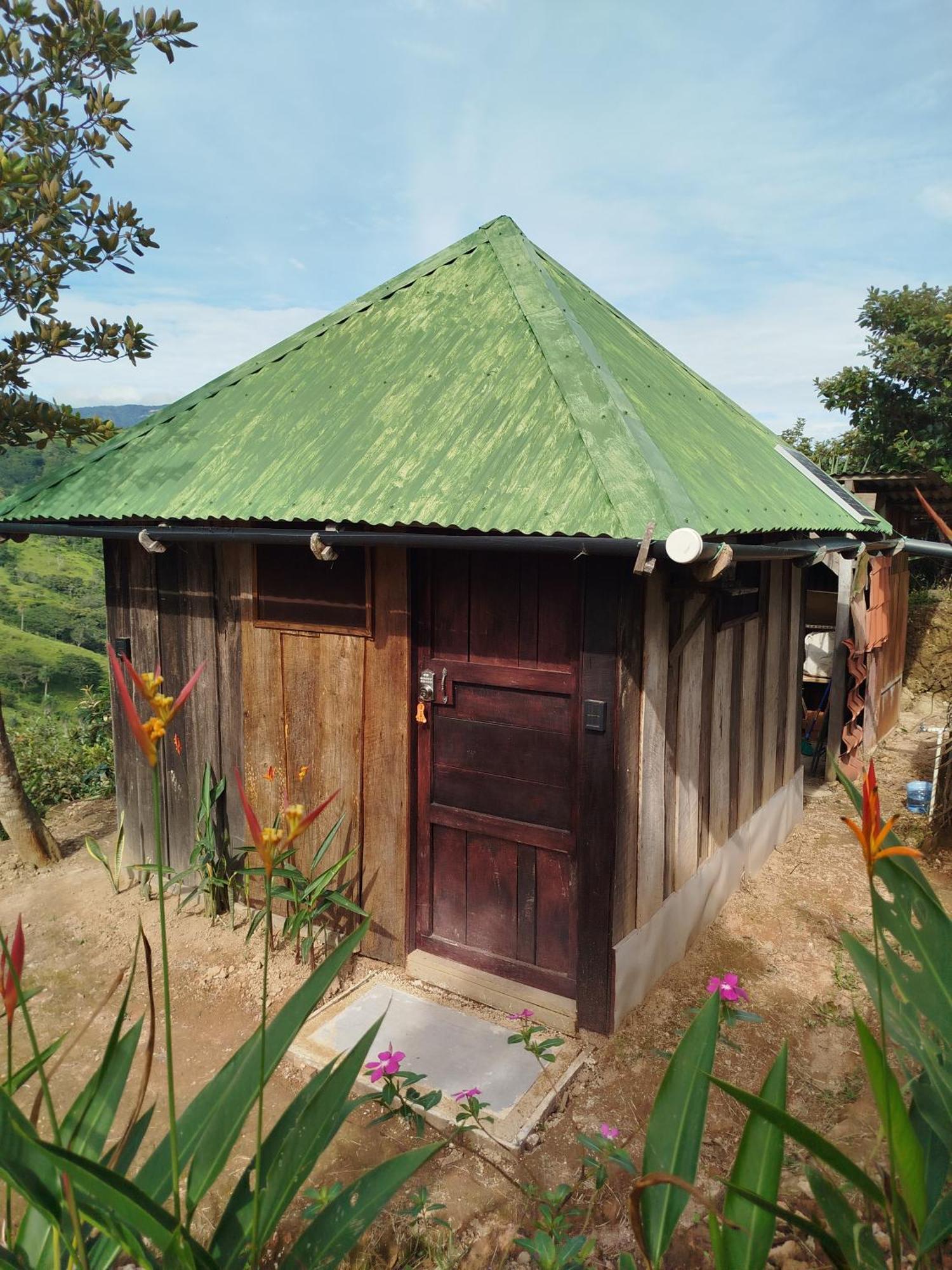 Eco-retreat: Cloud Forest Organic Farm *