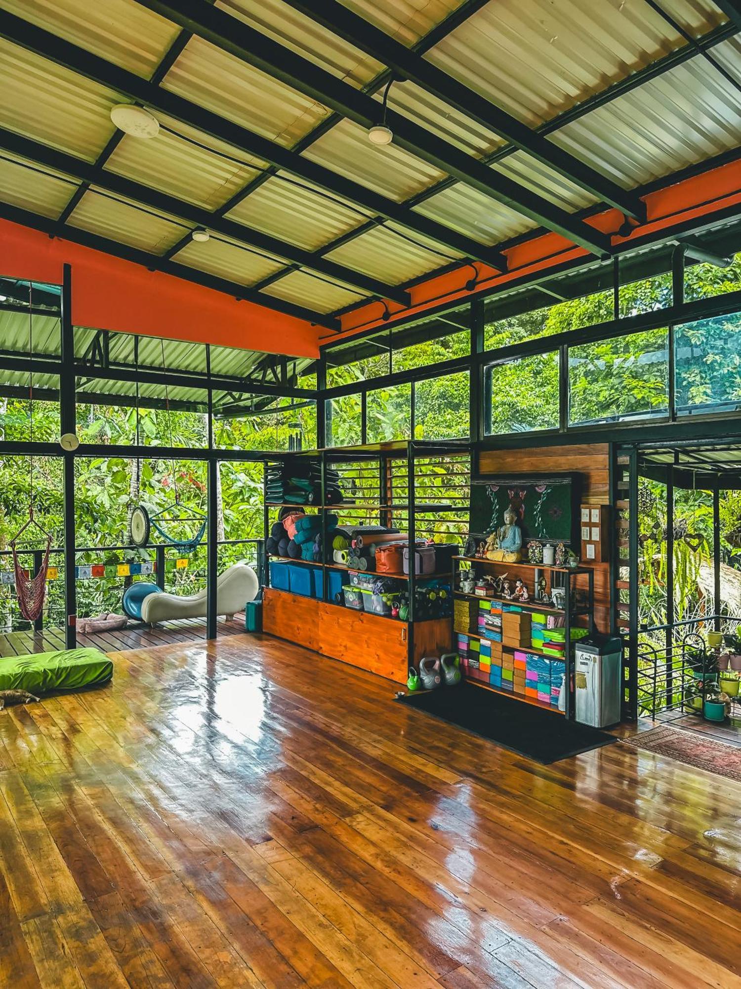 Aparthotel Selva Madre Eco-sanctuary Cahuita