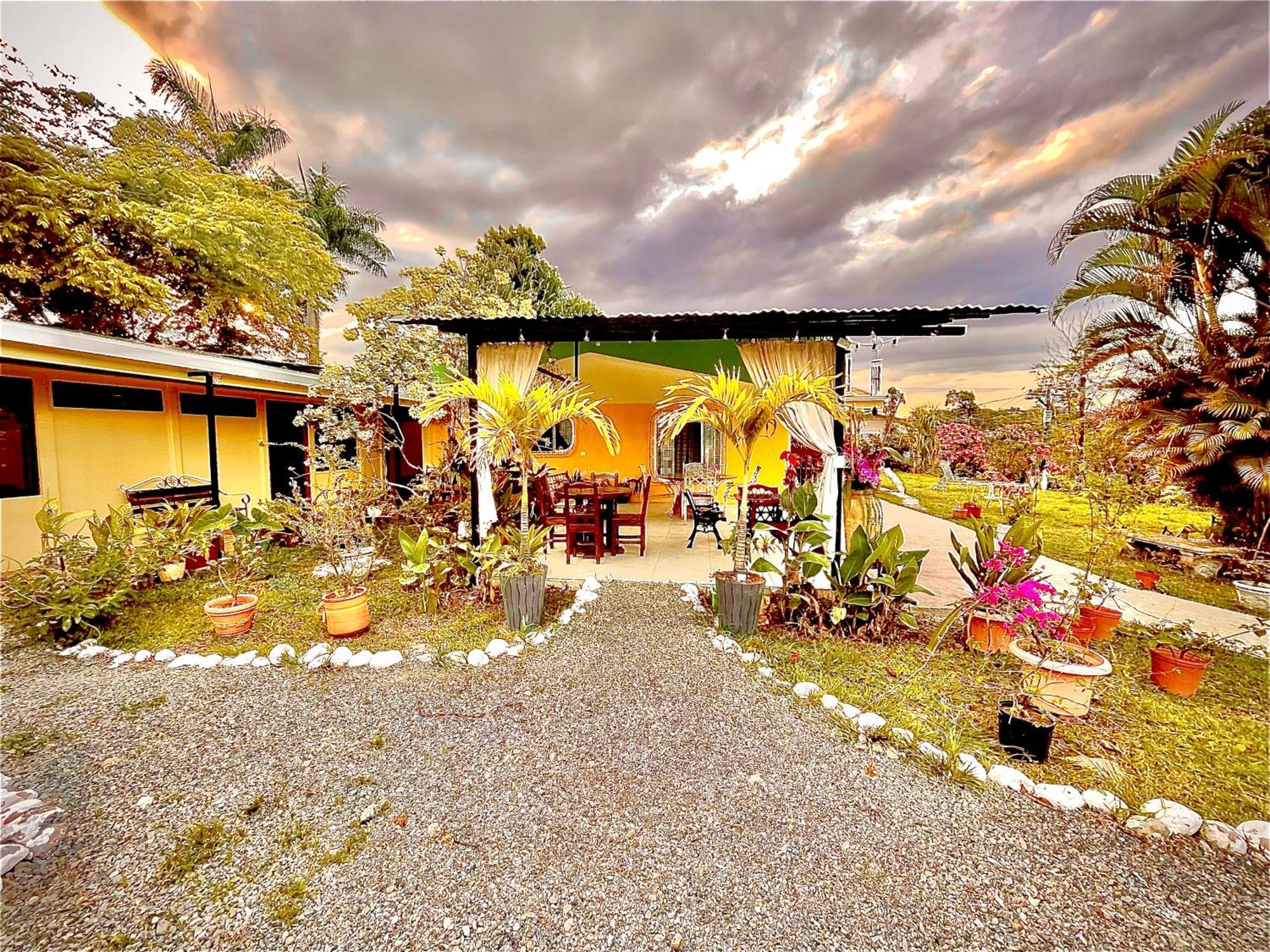 Tierra De Volcanes Hotel San Ramon (Alajuela)