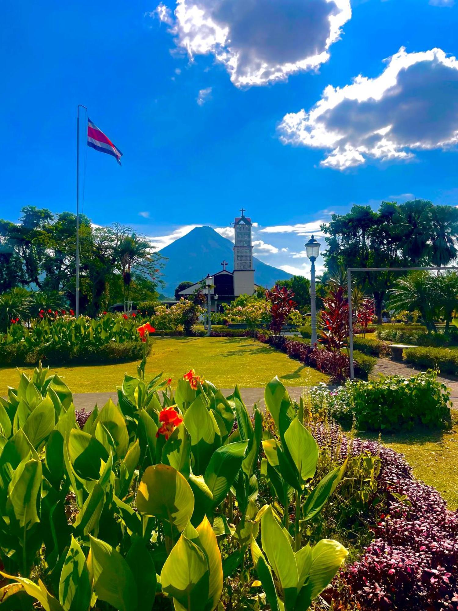 Hotel Tierra De Volcanes *