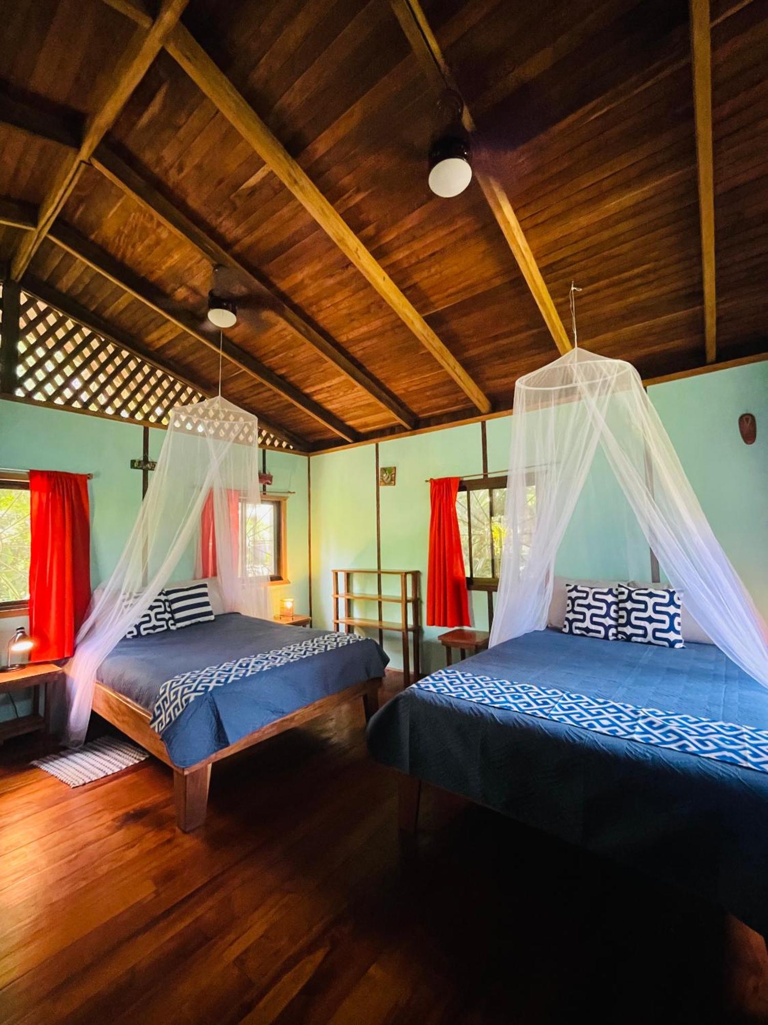 Holiday home Pangea Tropical Vibe With Shared Pool