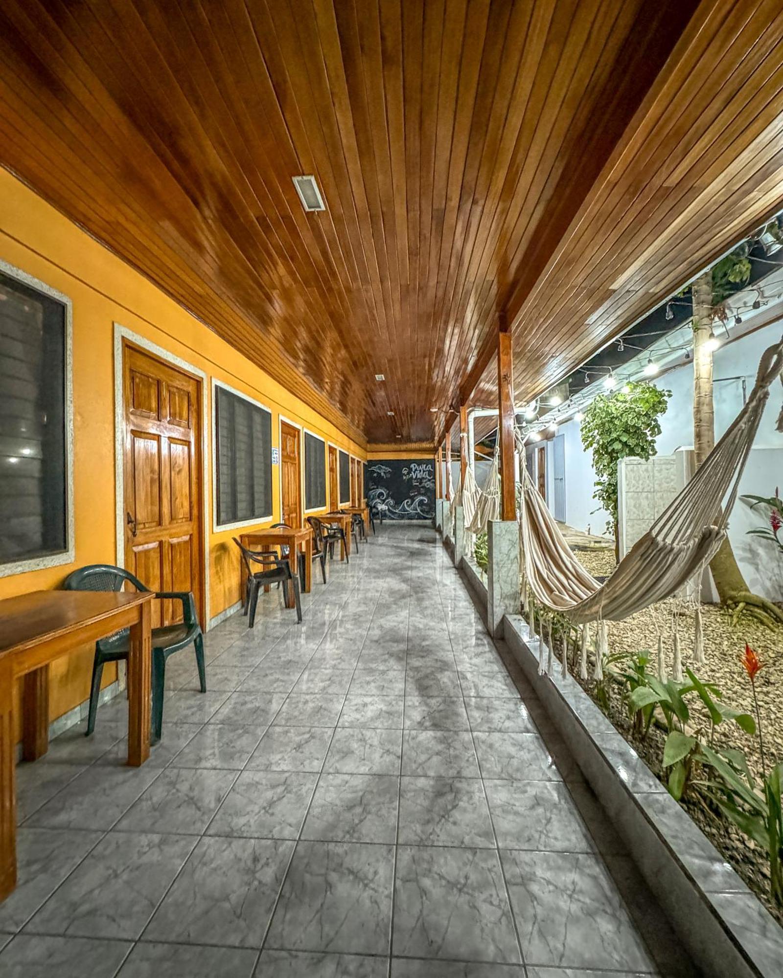 Guest house Happy Mochilas Santa Teresa *