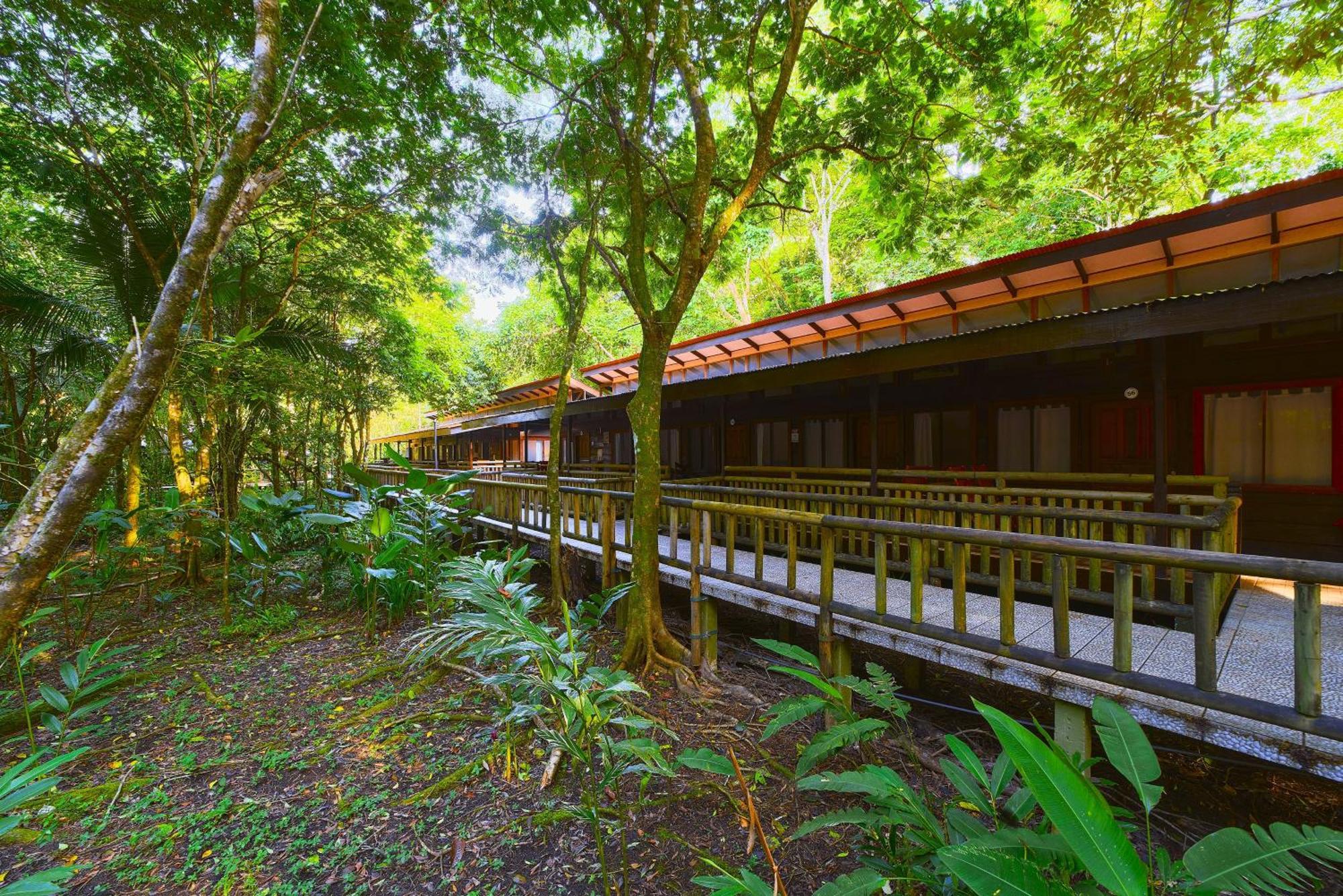 Evergreen Lodge *