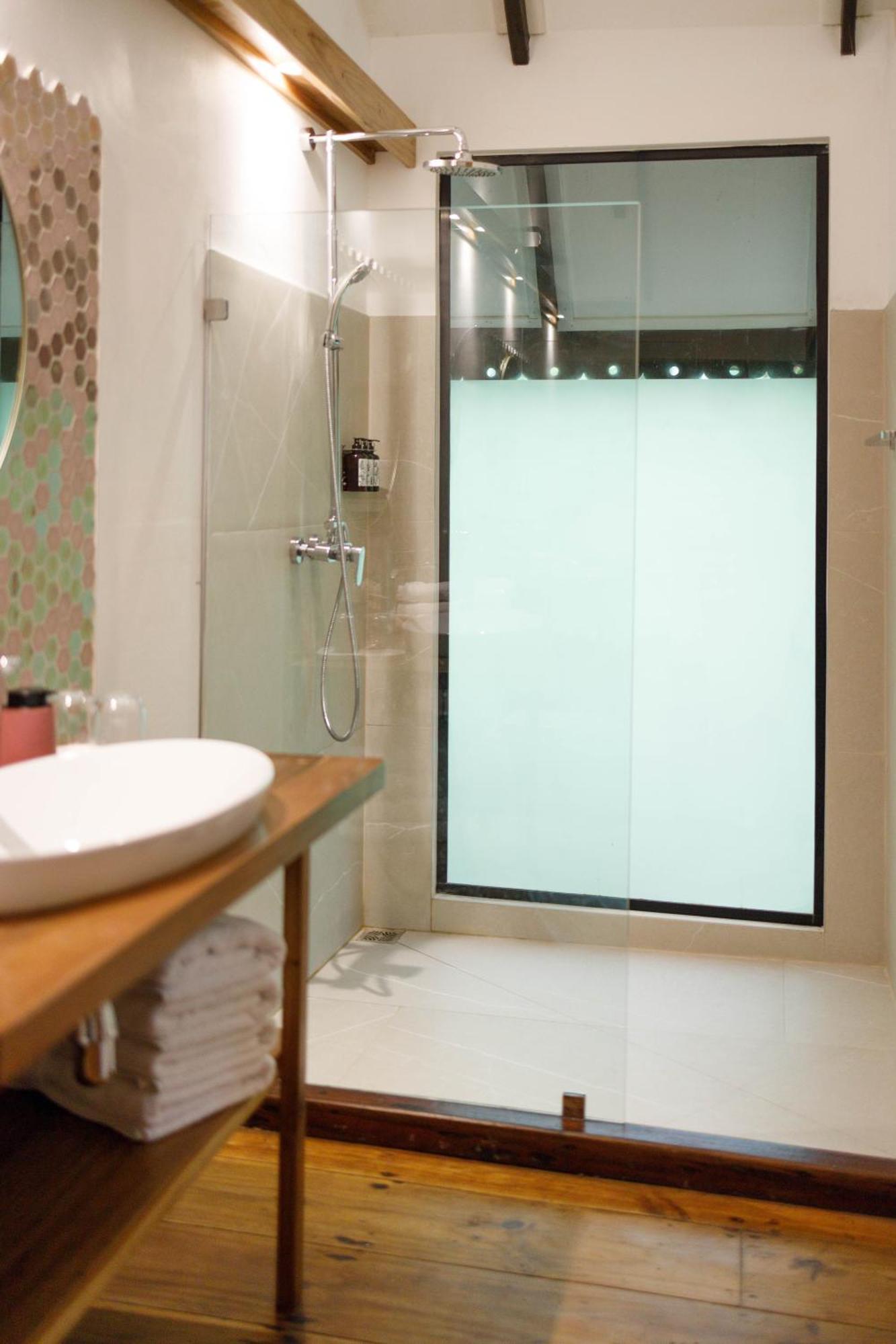 Almonds & Corals Boutique Lodge *