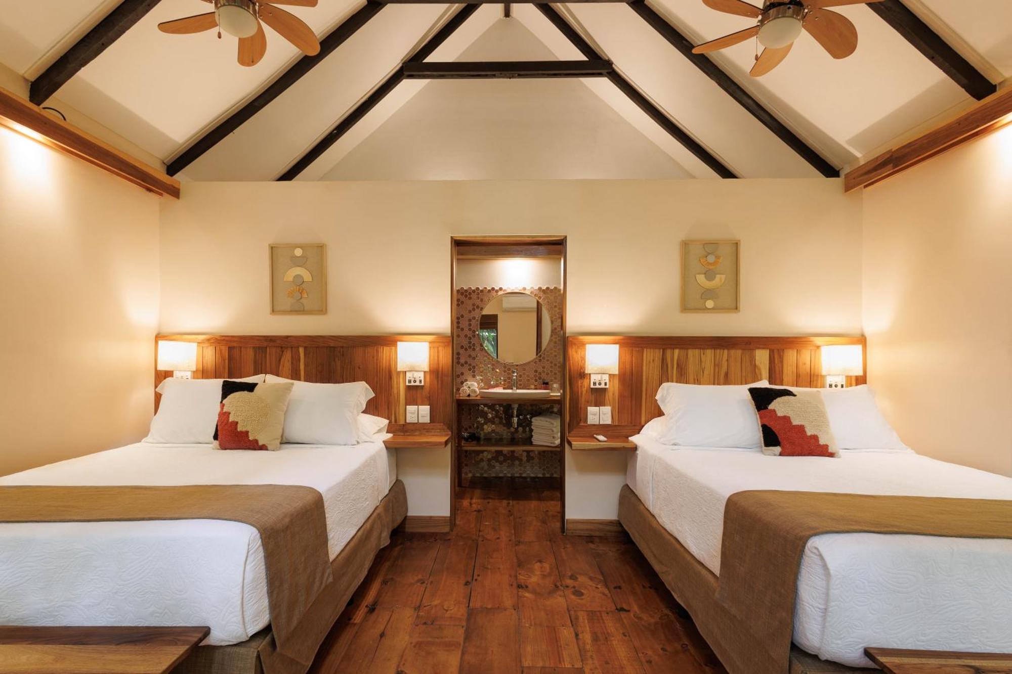Almonds & Corals Boutique Lodge *