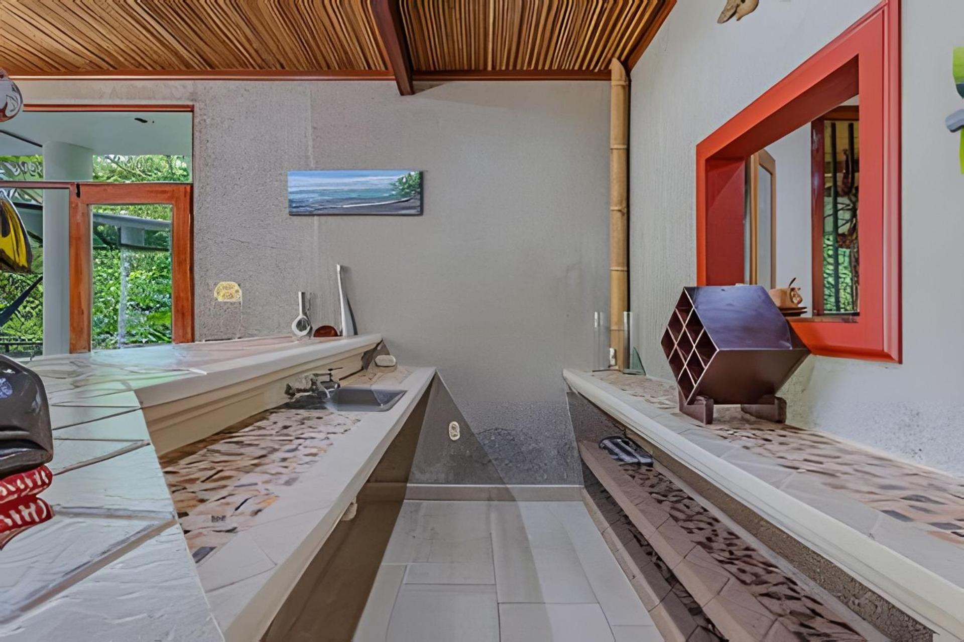 Resort Private Jungle Sorrounded By Two Creeks