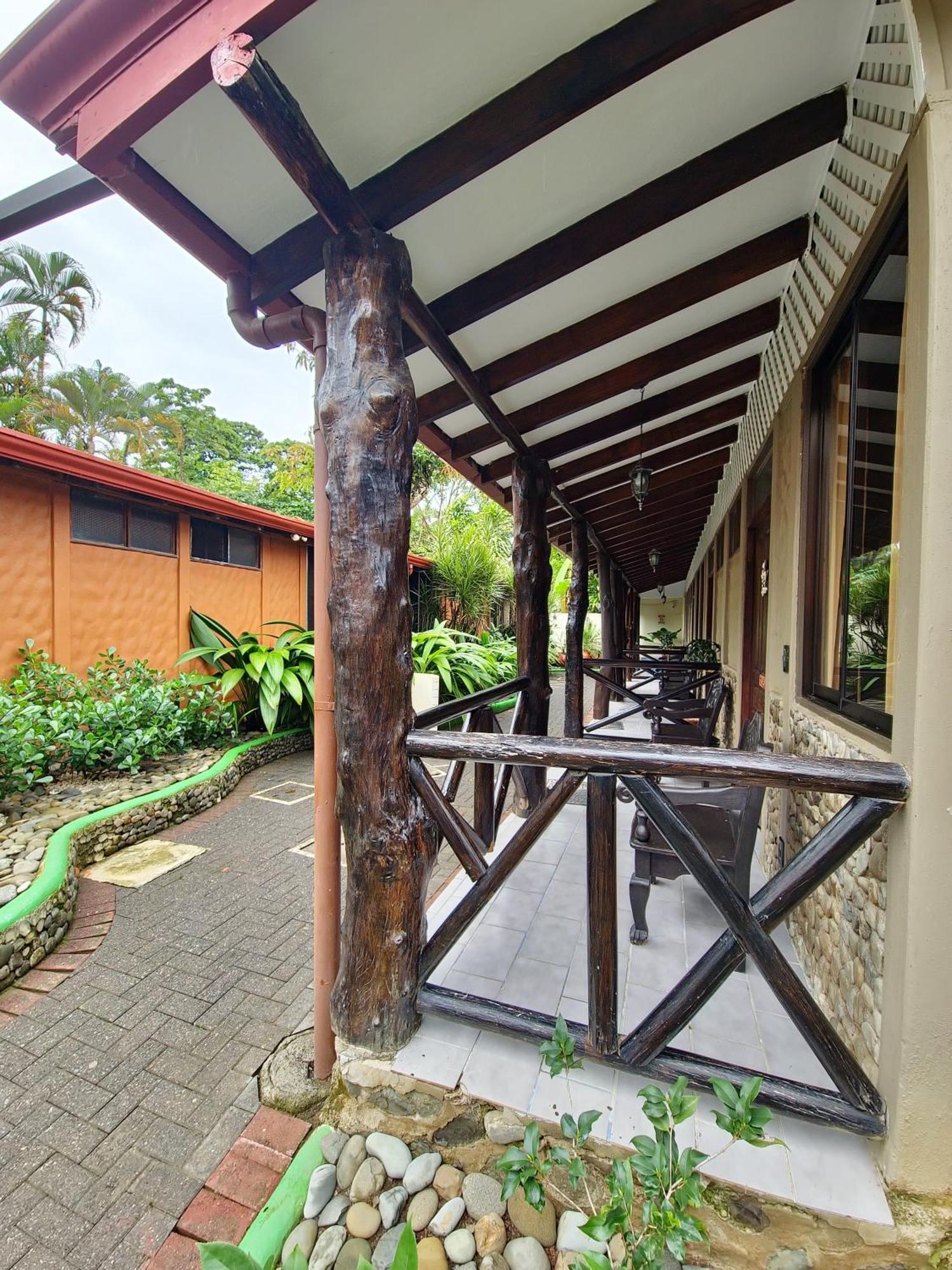 Diuwak 3* Dominical