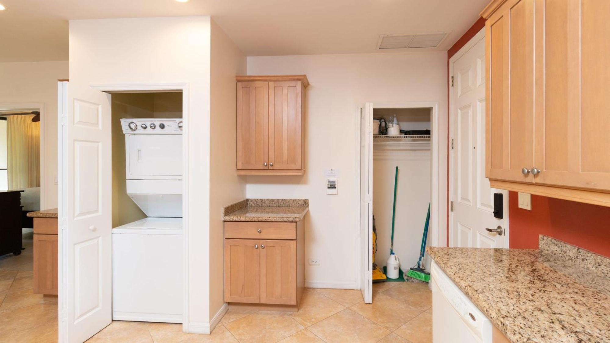 1-bedroom Near Pool * Coco