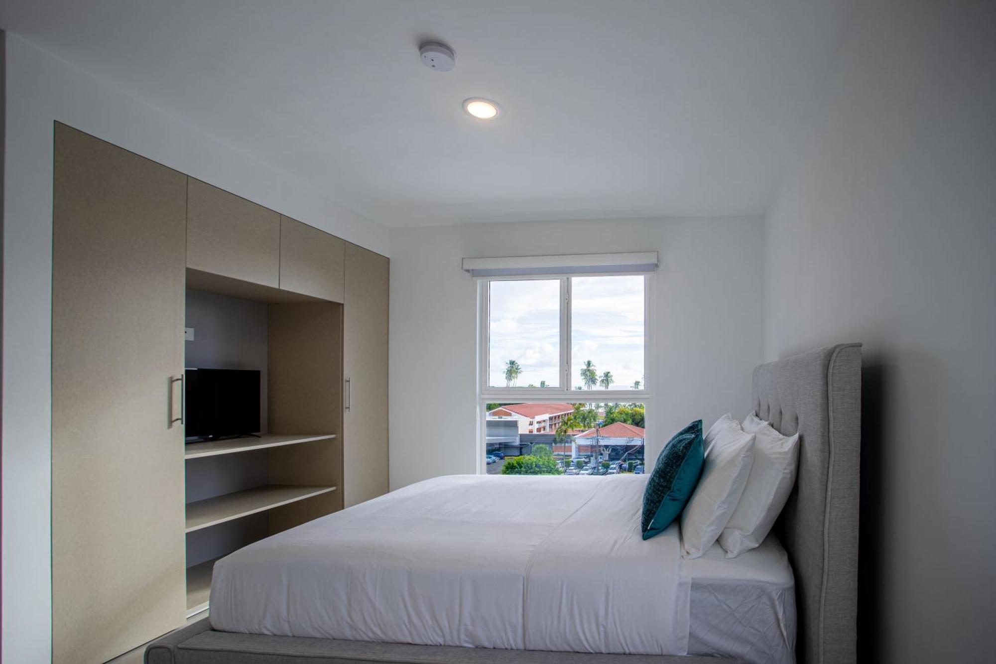 Casago 0607b Brand New Modern With Stylish Decor And Scenic Views