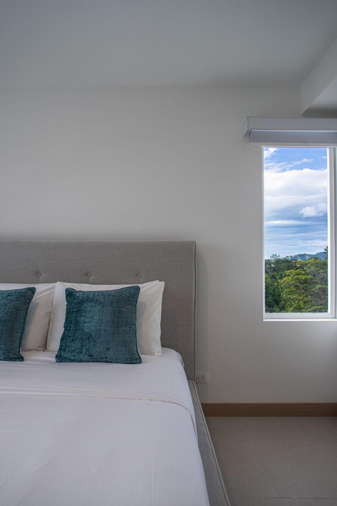 Apartment Casago 0607b Brand New Modern With Stylish Decor And Scenic Views