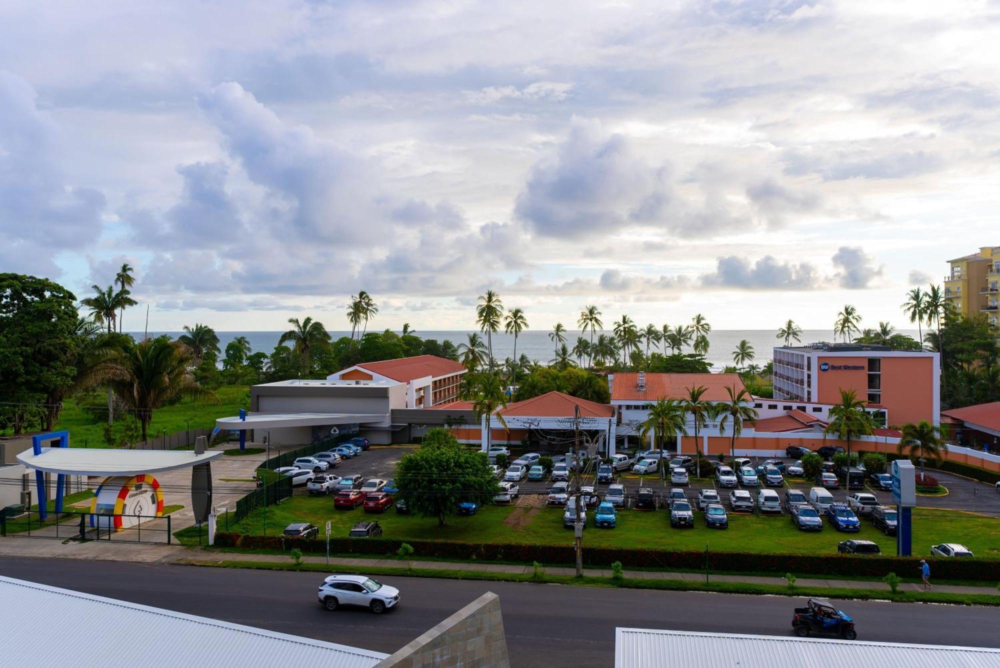 Apartment Casago 0607b Brand New Modern With Stylish Decor And Scenic Views Jaco