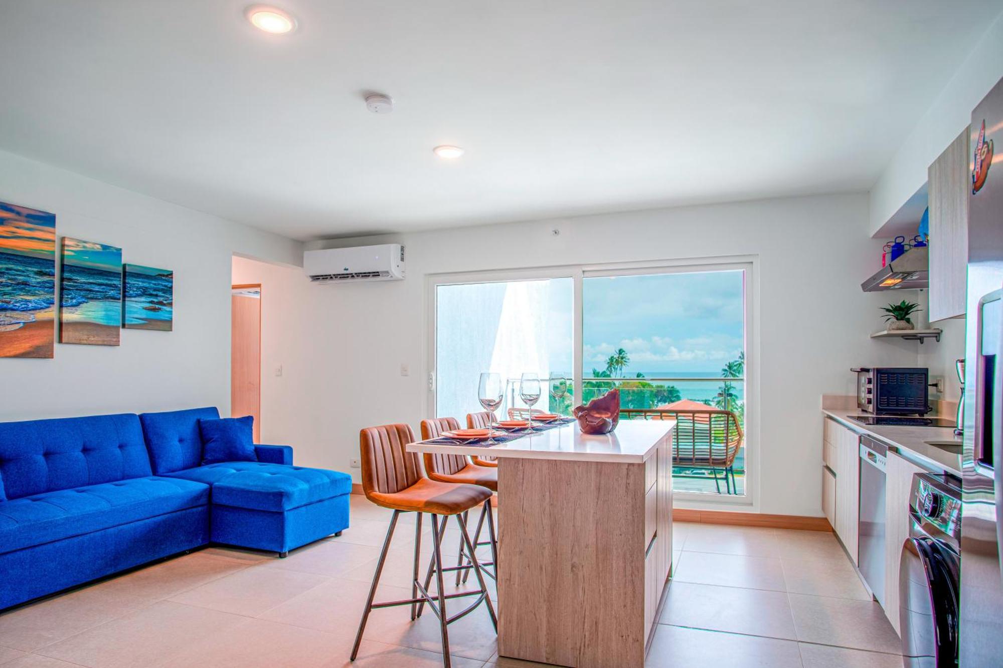 Casago 0702c Brand New Family-friendly Retreat Steps From The