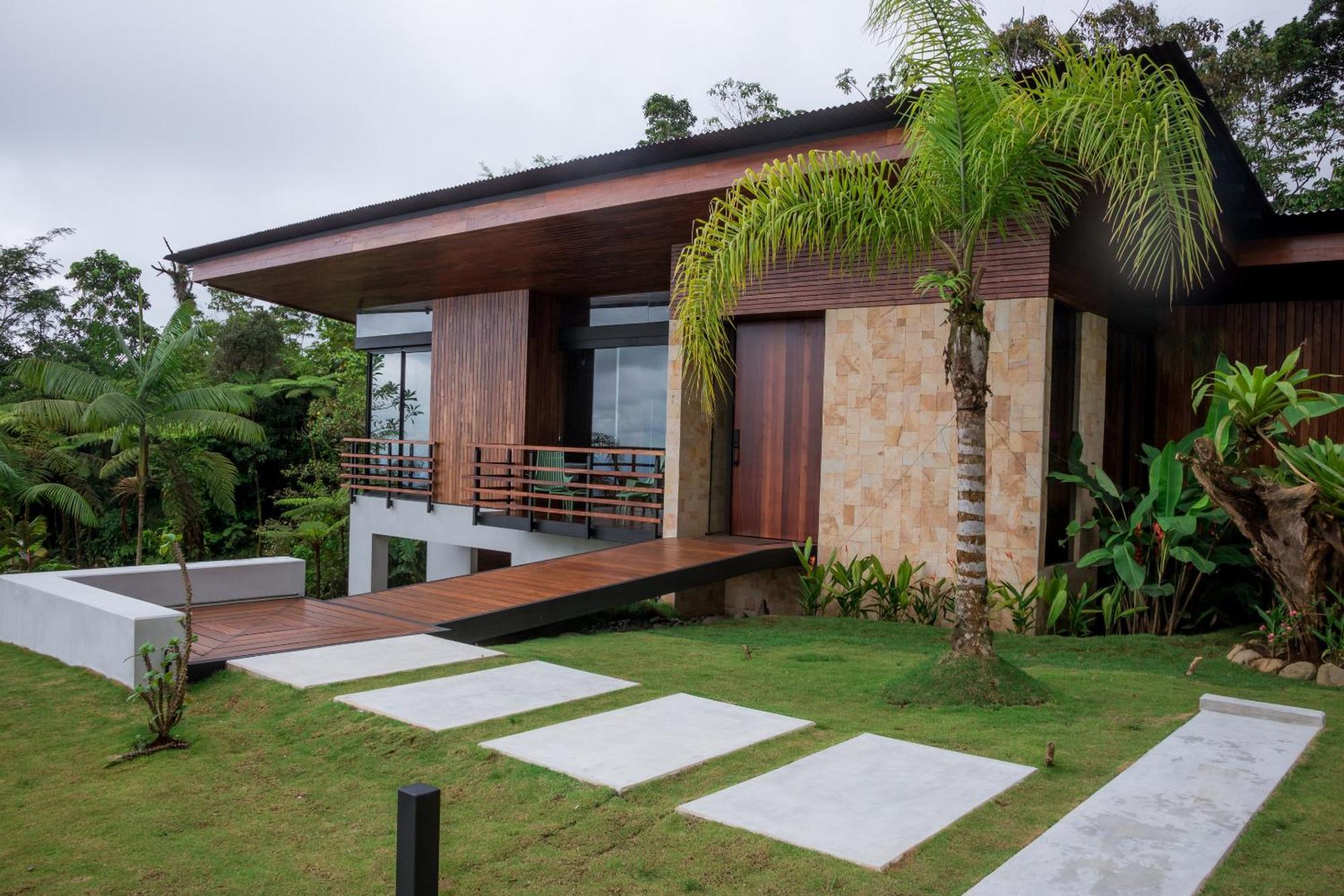 Ecolirios Boutique & Hotel 5*