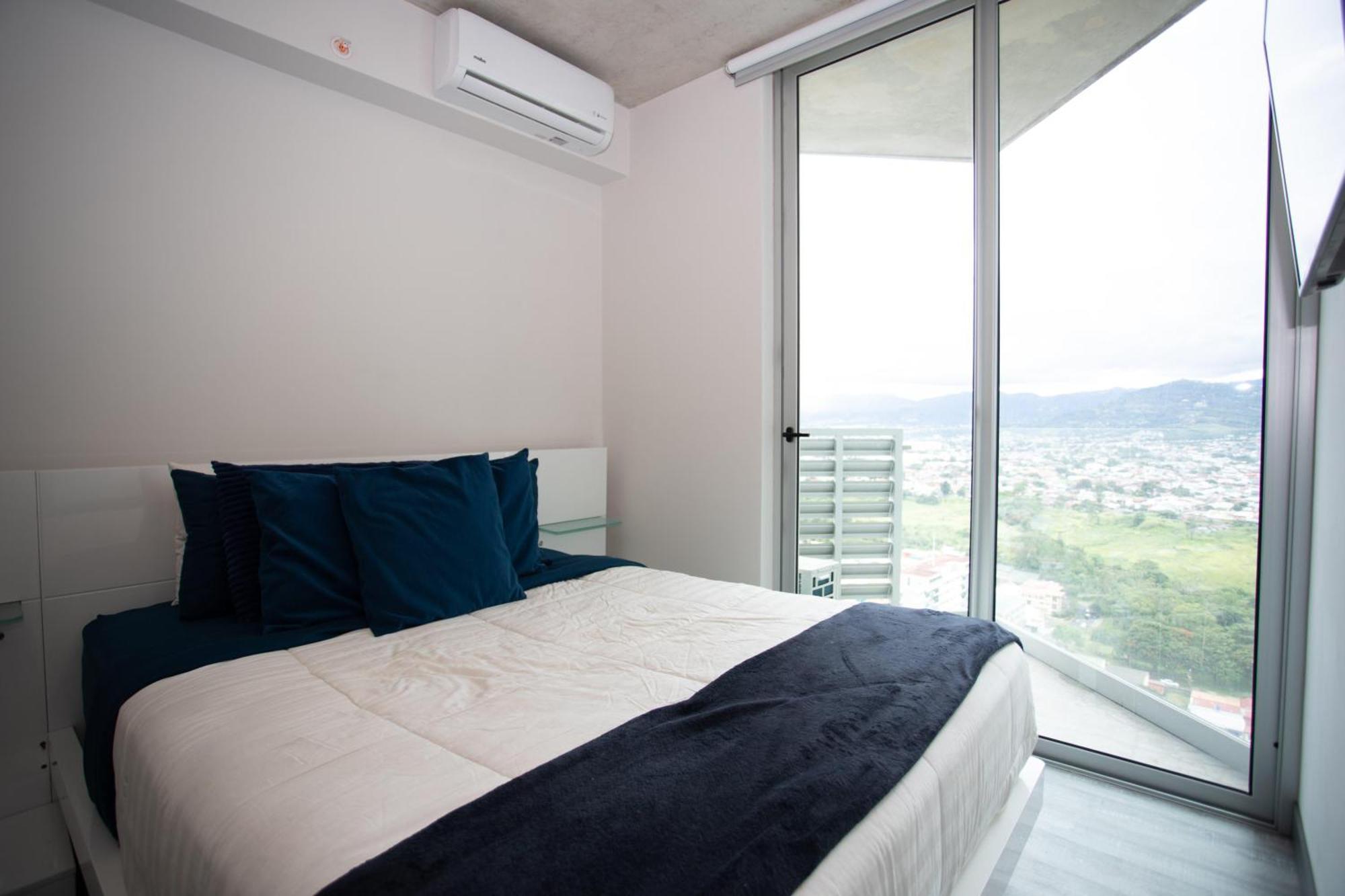 Gold Rabbit At 26, Views And Wonderland Vibes! Apartment Hatillo (San Jose)