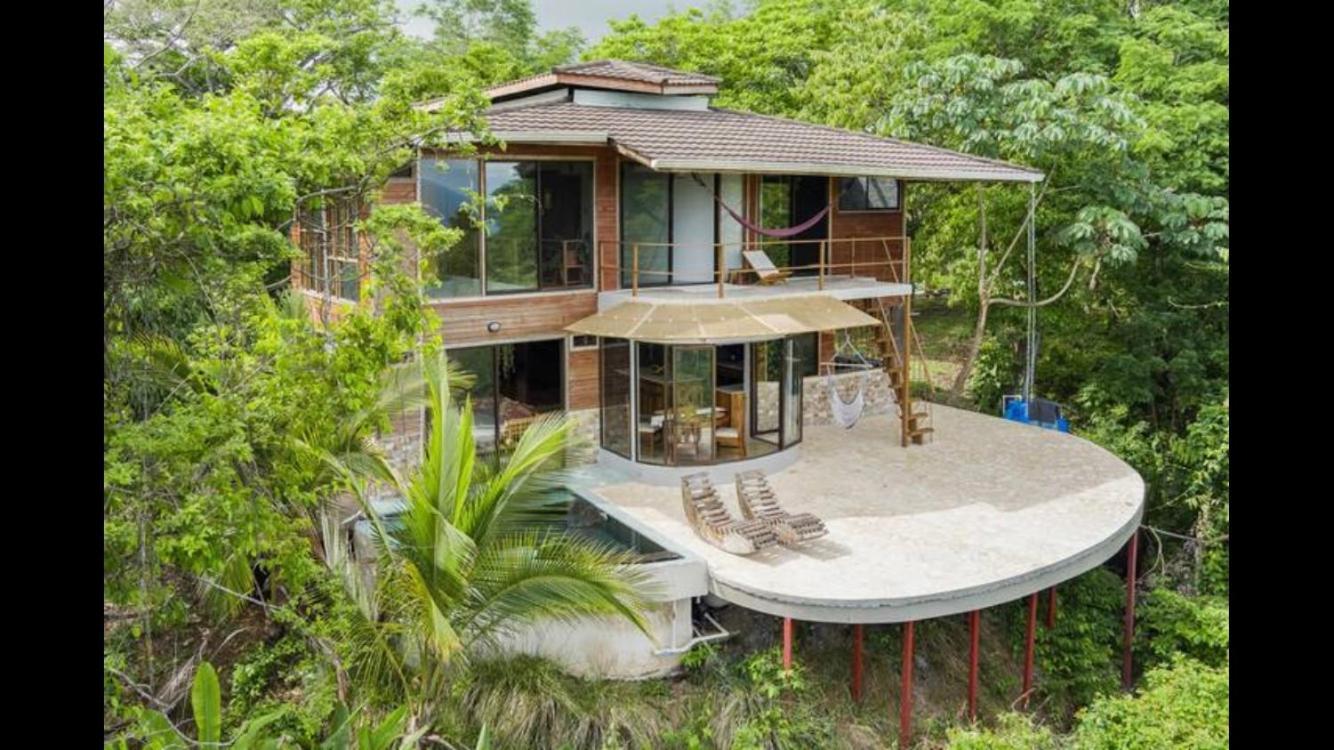 Private In With Ocean View Montezuma