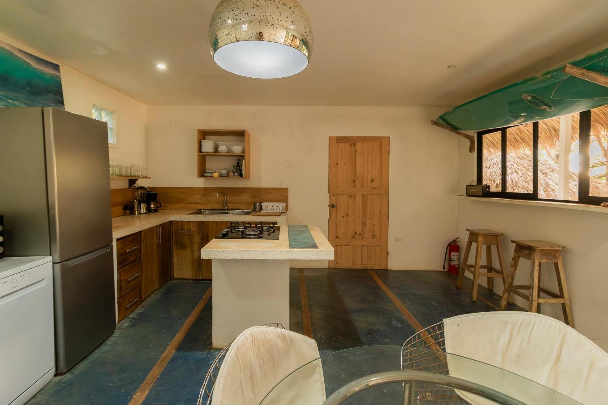 Hotel La Sana Surf Hotel, New Management, Few Mn Drive To The 3*
