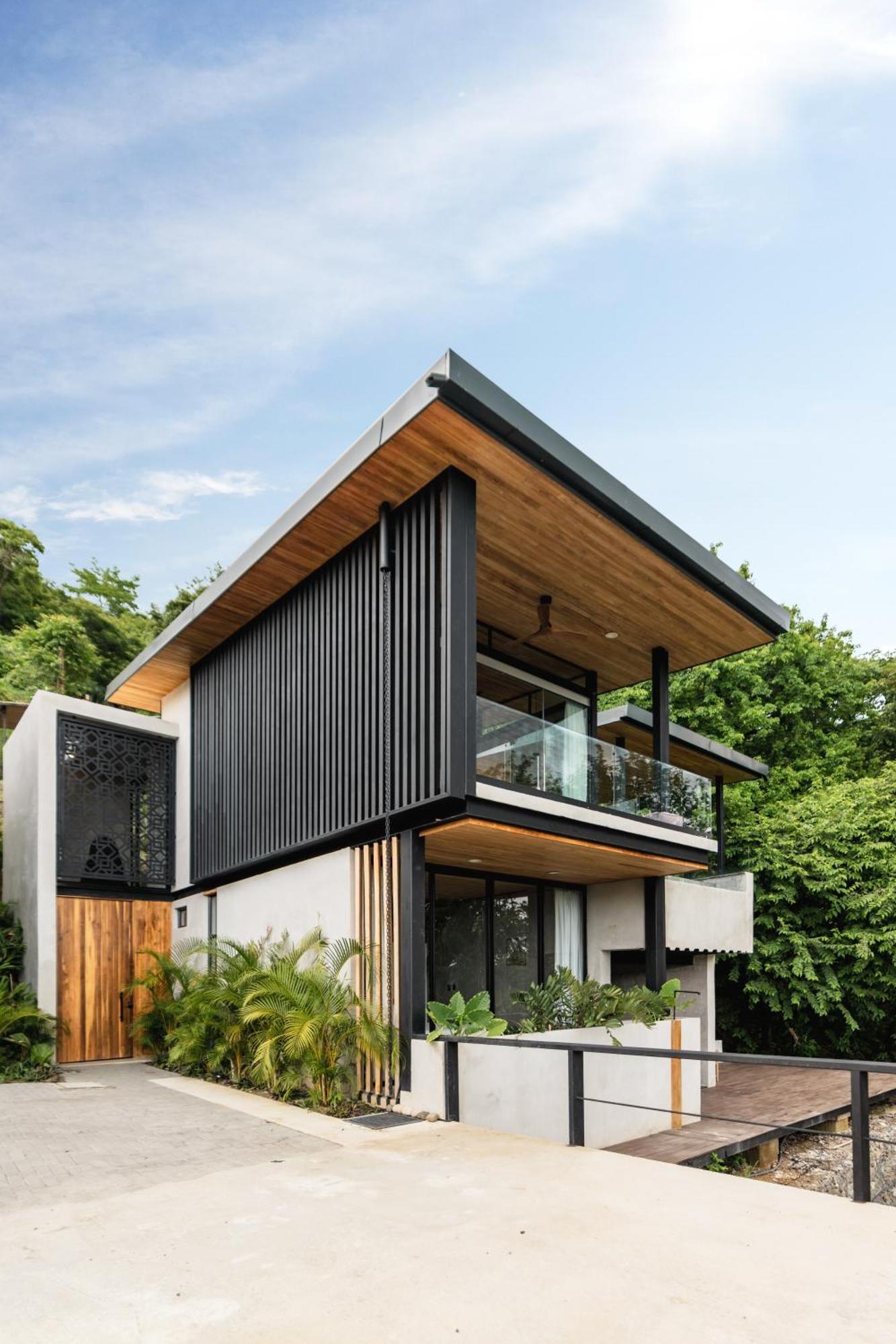 Selva Ocean View Luxury Villa