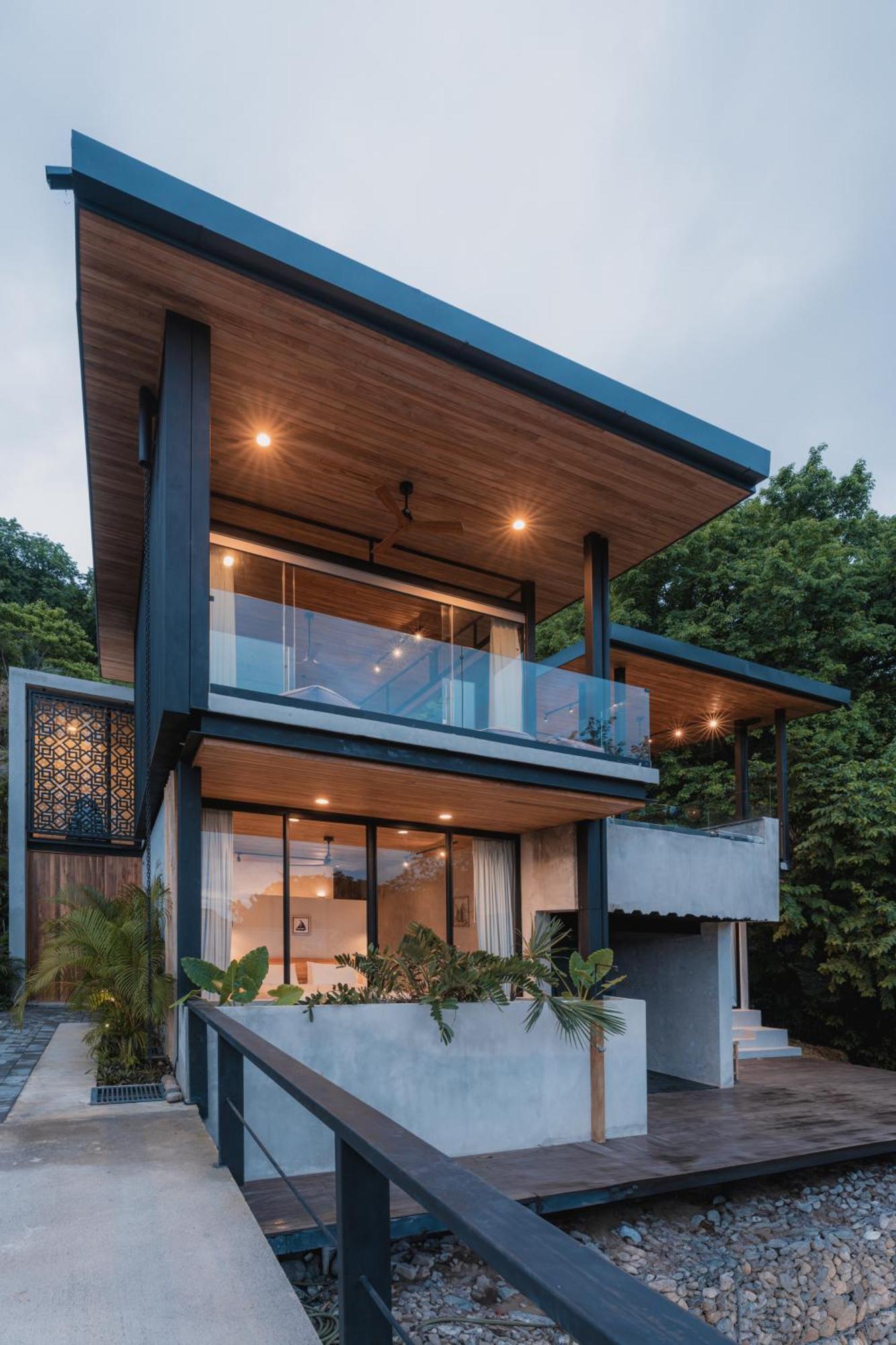 Selva Ocean View Luxury Villa *