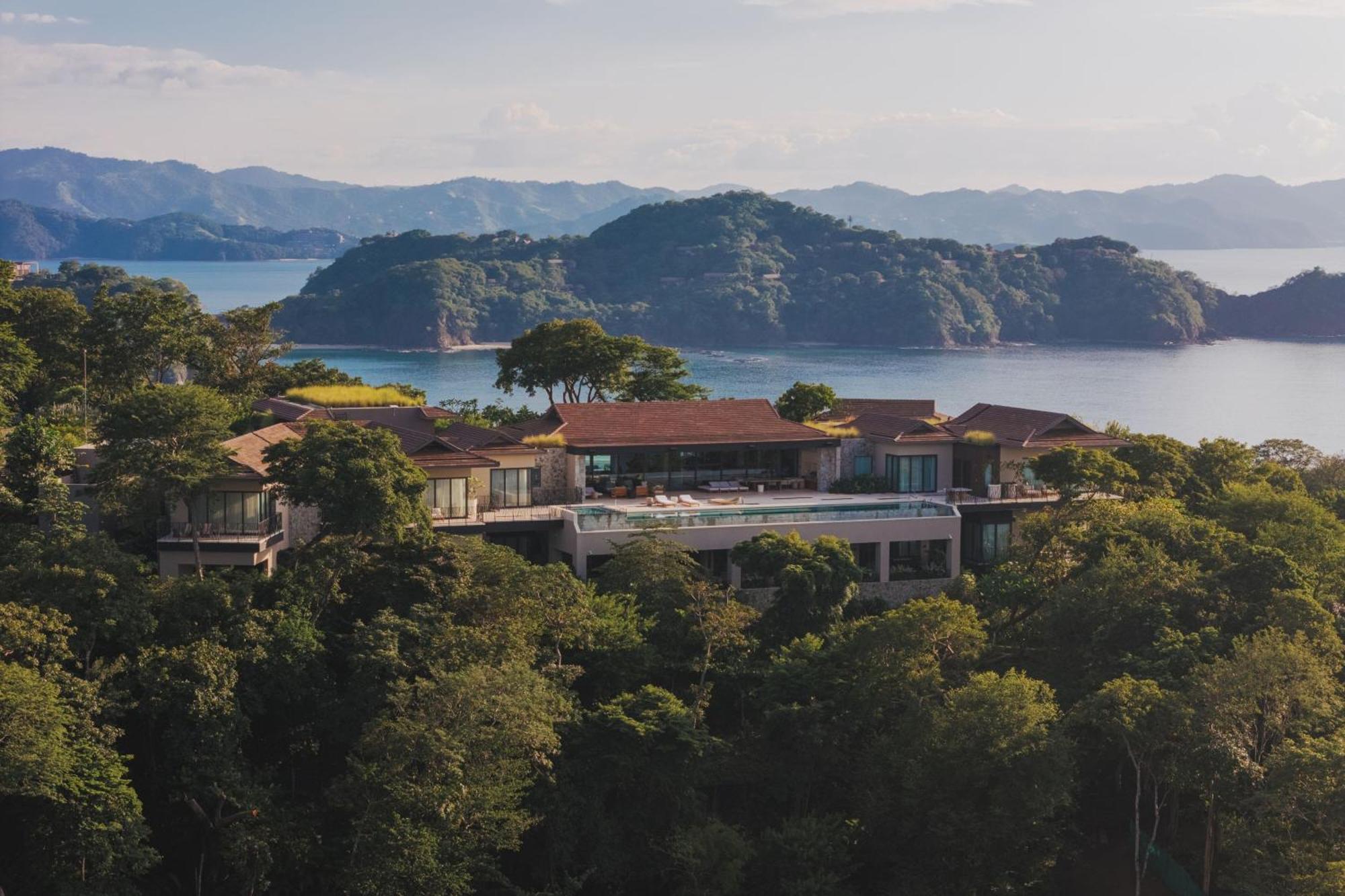 Nekajui, A Ritz-carlton Reserve Hotel *