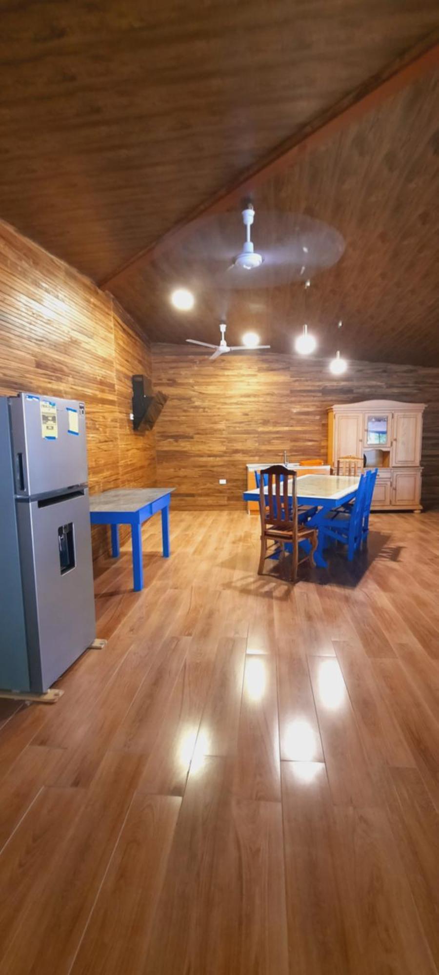Alalunga Casas *