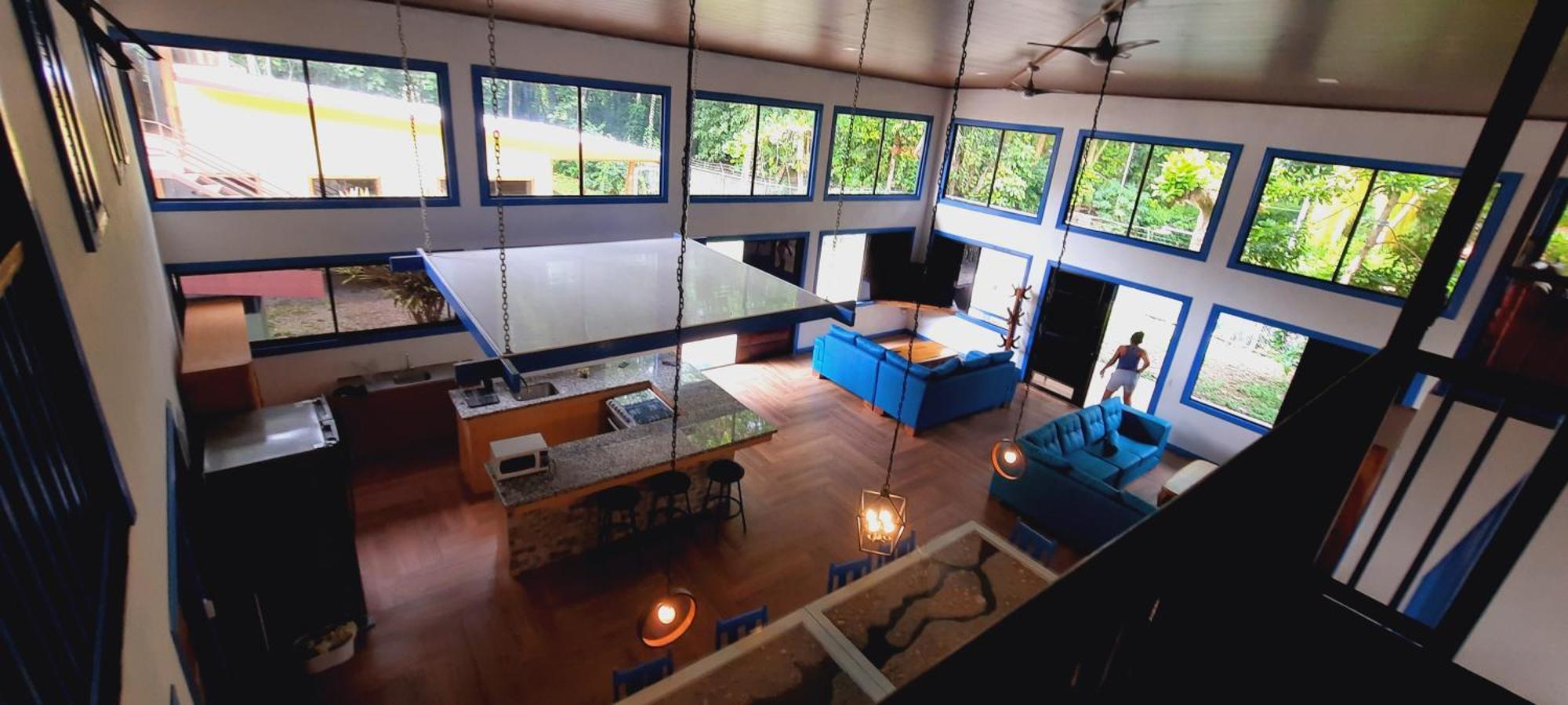 Alalunga Casas *